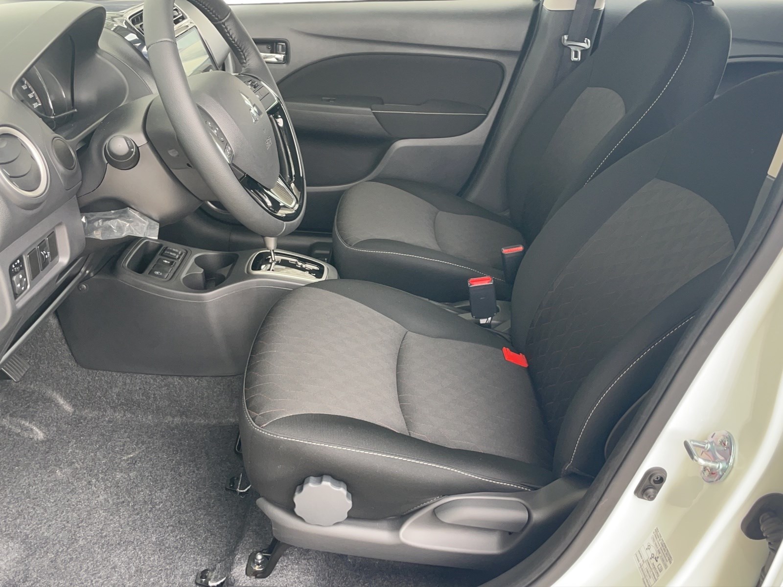 MITSUBISHI Space Star 1.2 MIVEC Invite-image-4