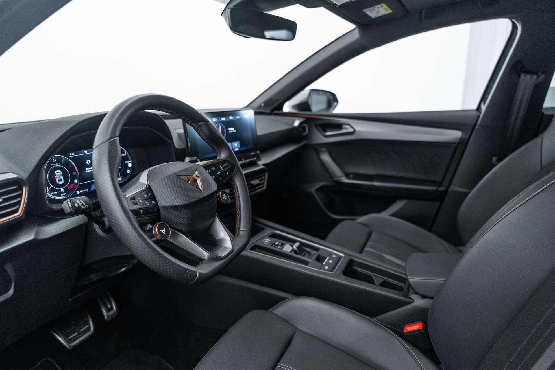 CUPRA LEON ST 2.0 TSI 310PS VZ DSG 4Drive-image-6