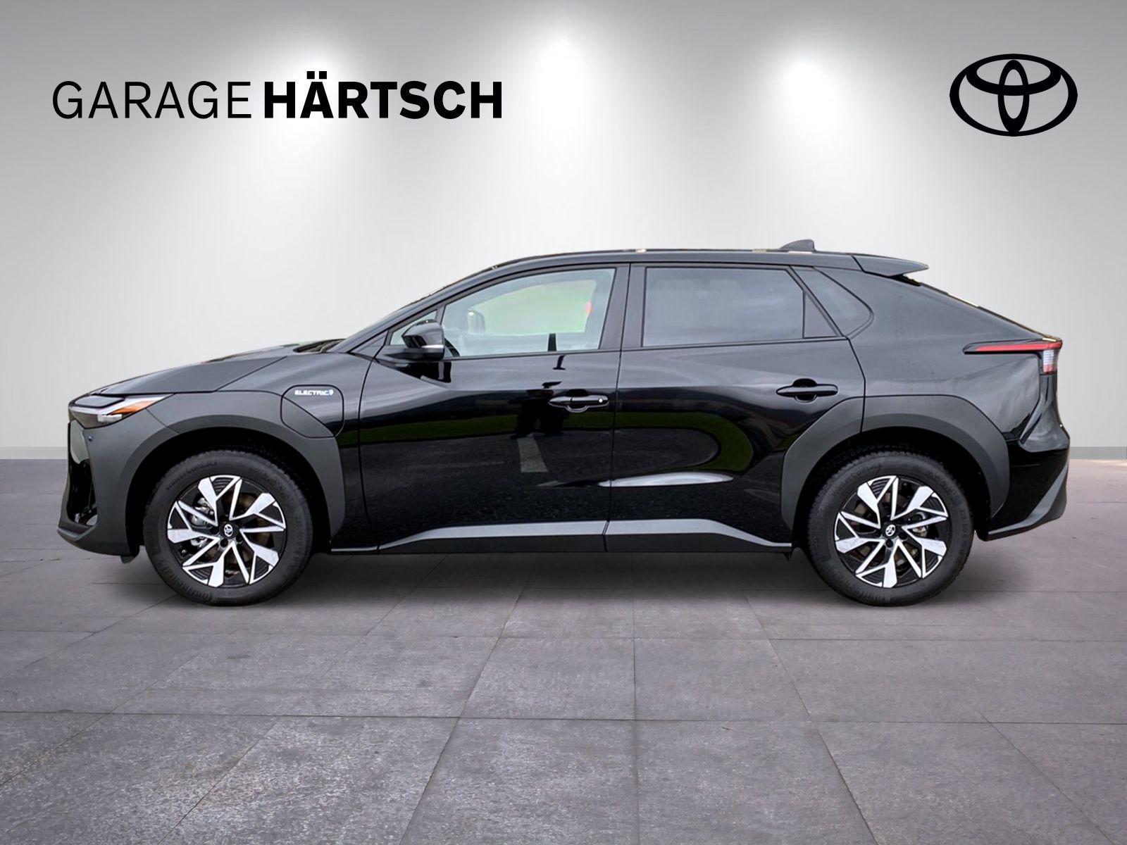 TOYOTA bZ4X 6.6 kw OBC Style AWD-showroom-element-1