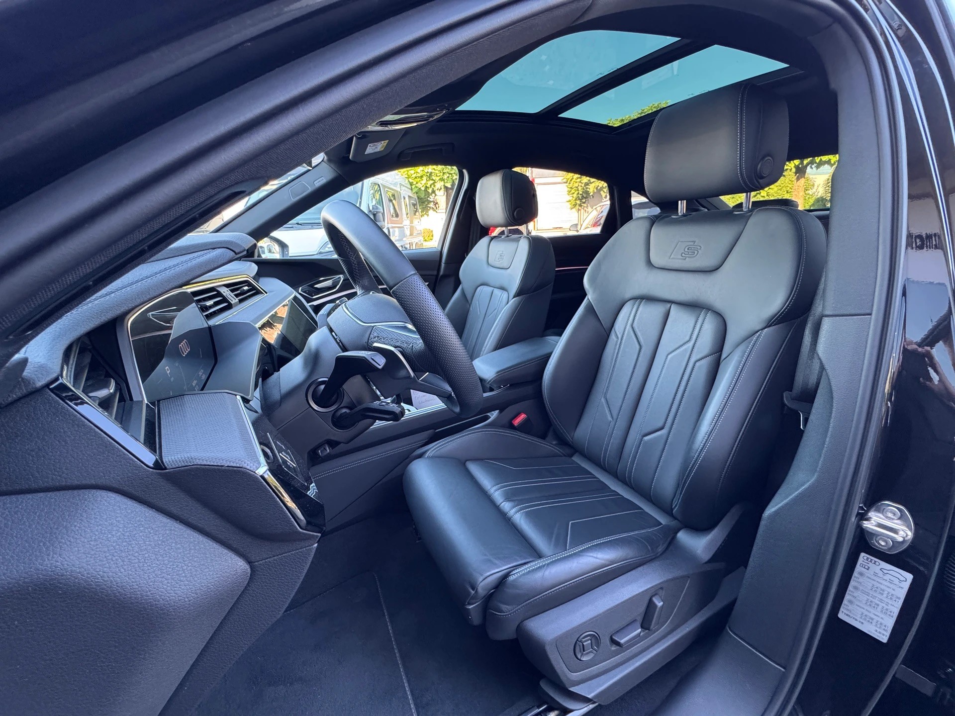 AUDI SQ8 Sportback e-tron quattro *503PS* ((Model 2024)) *Np.140`390.-* CH Auslieferung