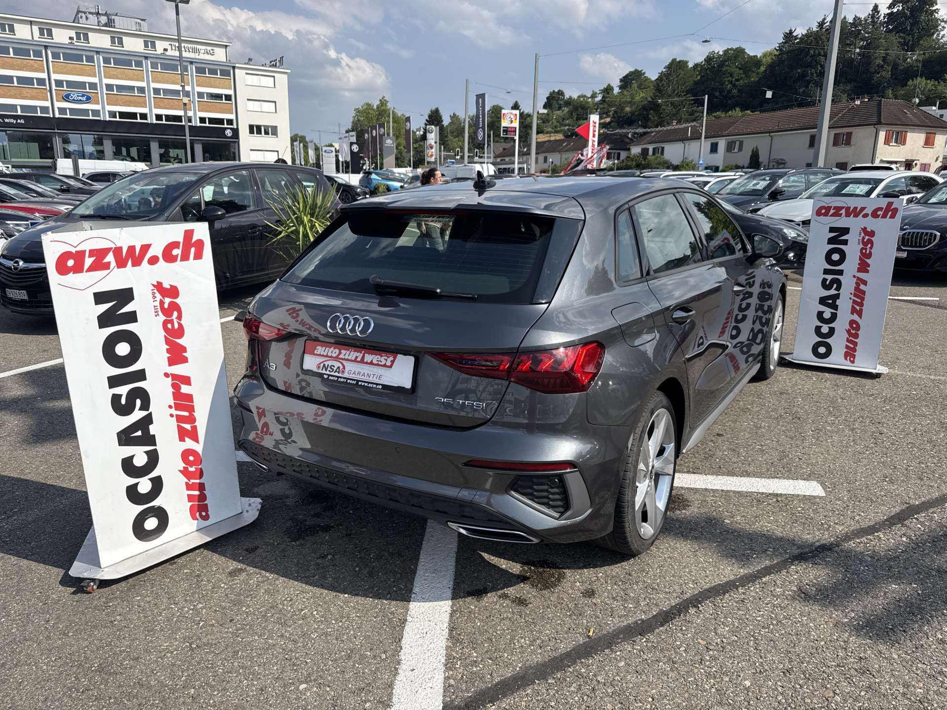 AUDI A3 Sportback 35 TFSi S-Line Automat-showroom-element-2