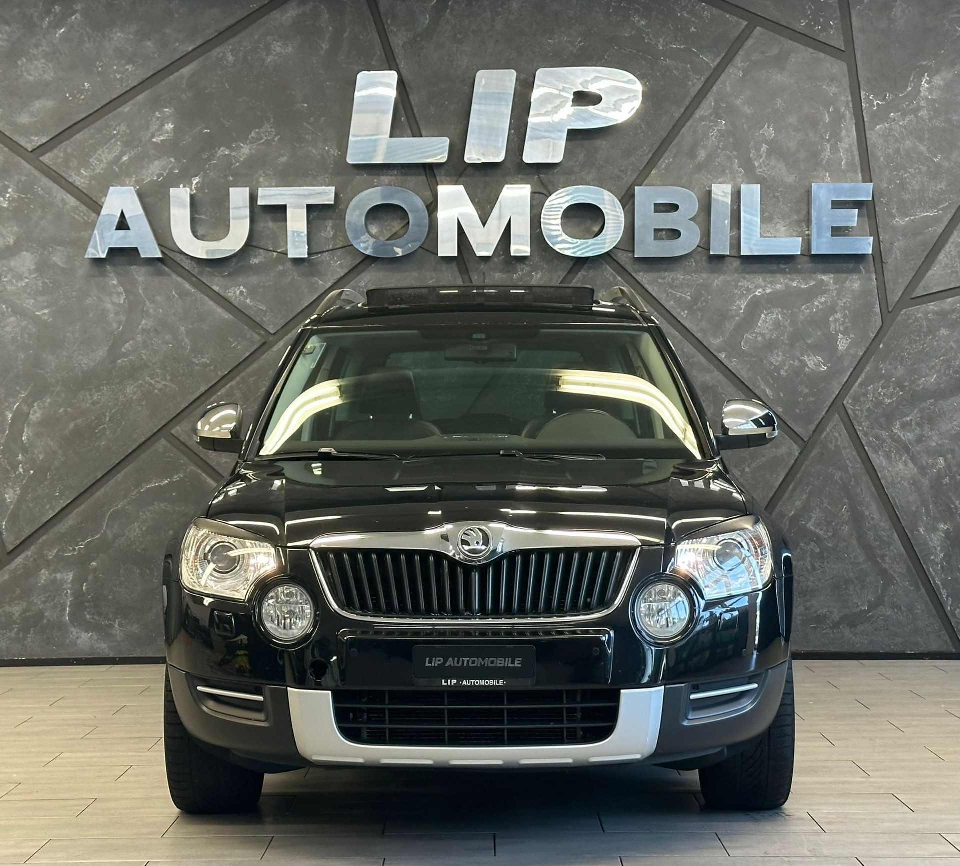 SKODA Yeti 1.2 TSI Elegance DSG-showroom-element-1