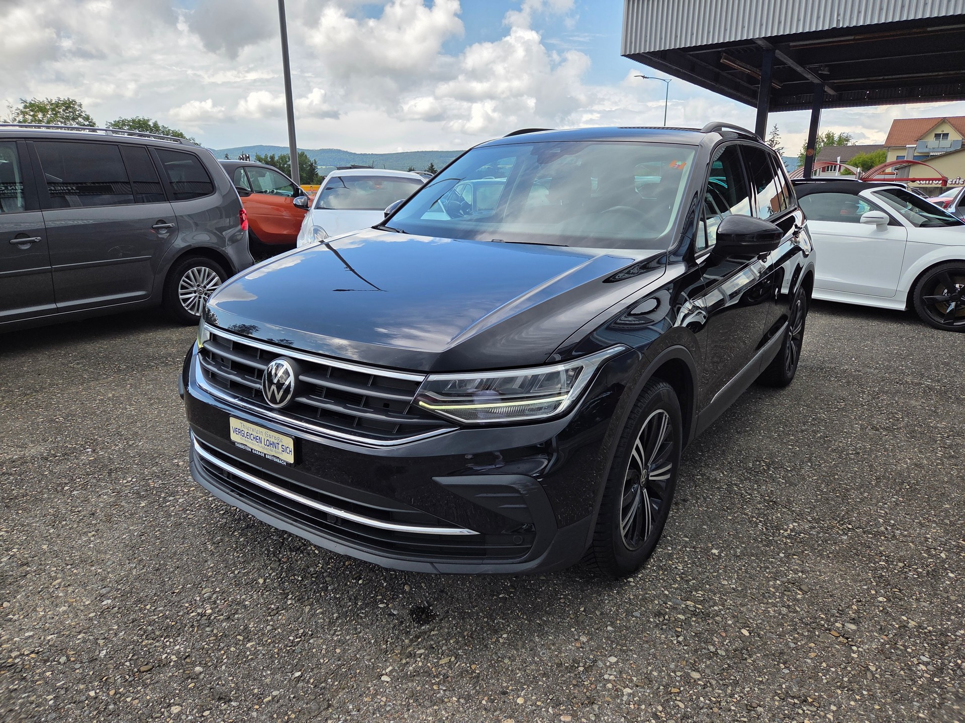 VW Tiguan 2.0 TDI SCR Life 4Motion DSG-showroom-element-3