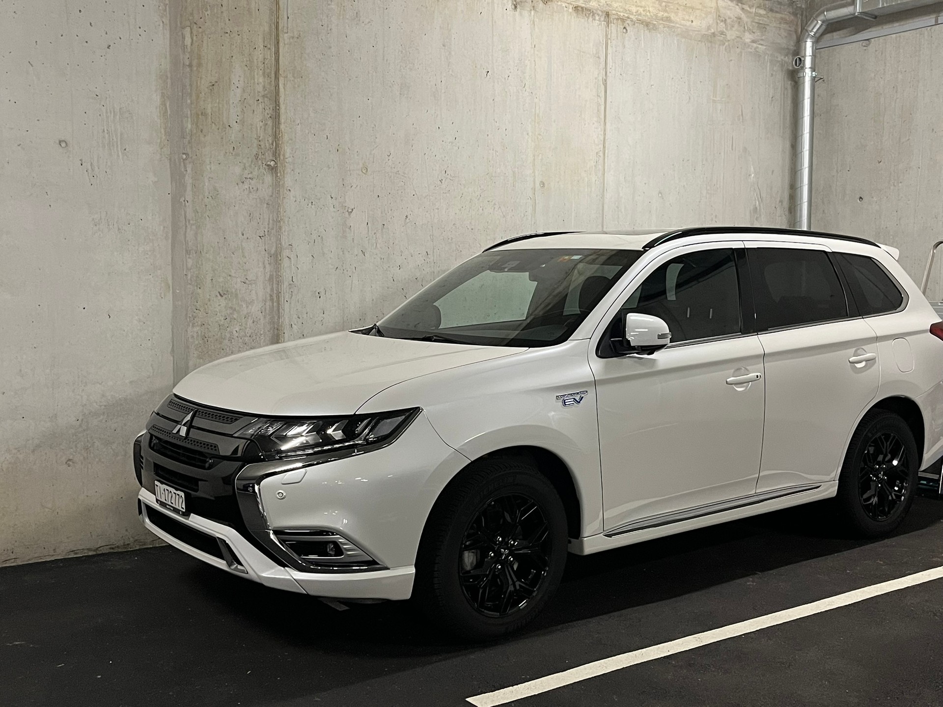 MITSUBISHI Outlander PHEV Diamond S-Edition