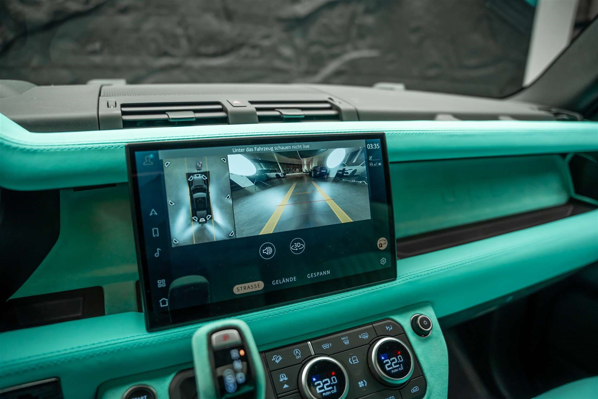 LAND ROVER Defender 110 525 V8 5.0 AT8 *URBAN* Tiffany Edition*-image-29