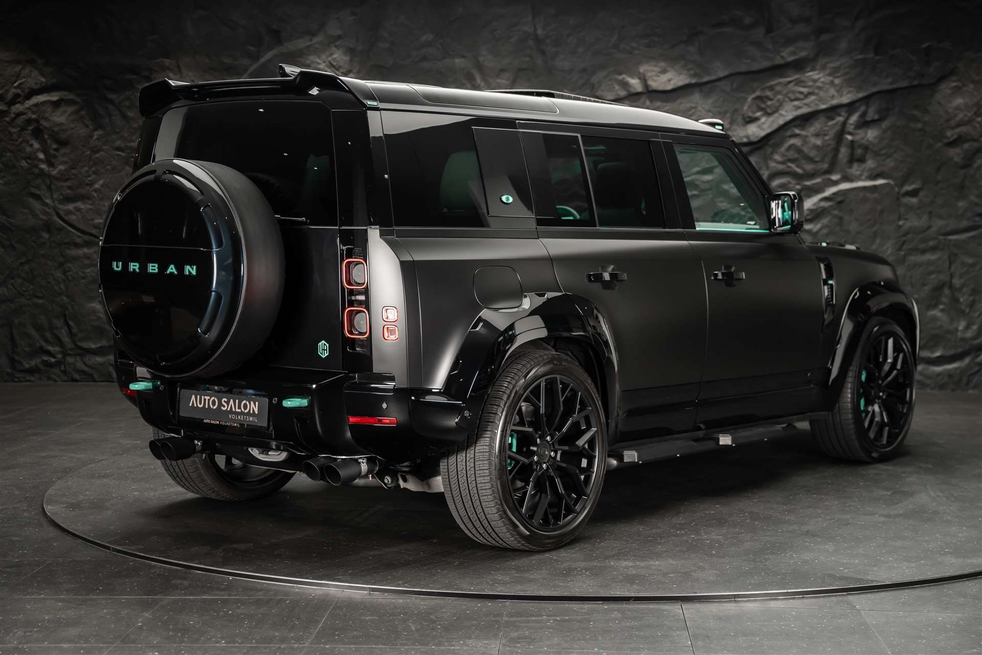 LAND ROVER Defender 110 525 V8 5.0 AT8 *URBAN* Tiffany Edition*-image-4