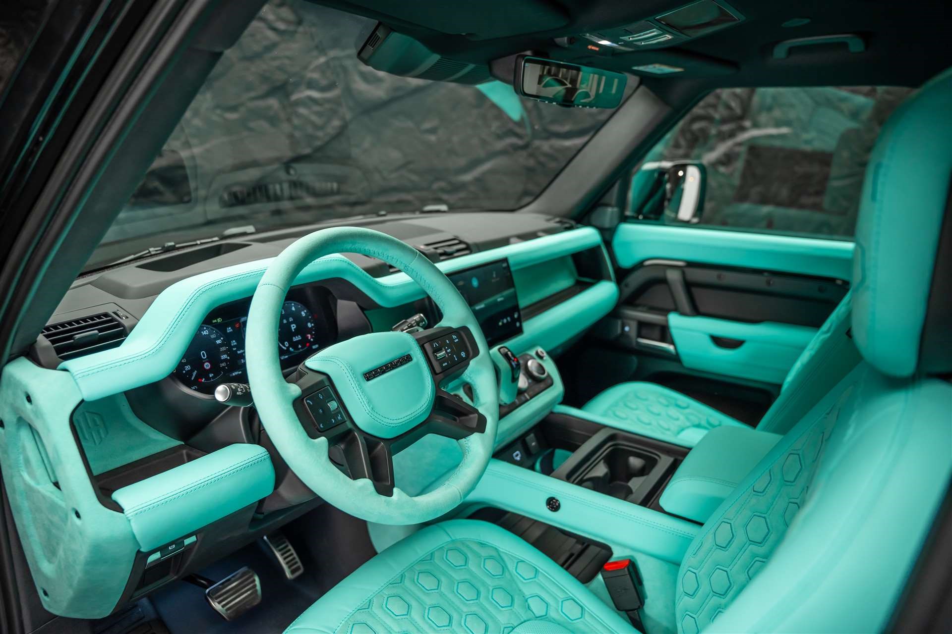 LAND ROVER Defender 110 525 V8 5.0 AT8 *URBAN* Tiffany Edition*-image-7