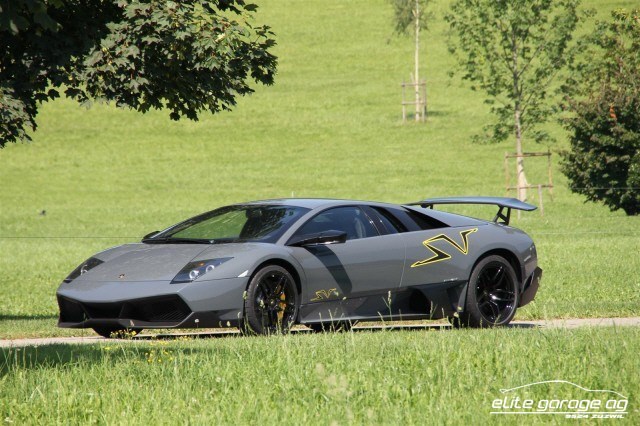 LAMBORGHINI Murciélago LP670-4 SV Cpé-image-1