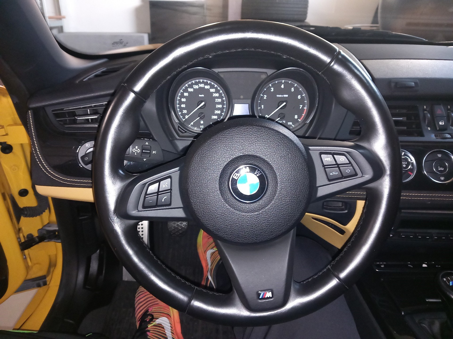BMW Z4 sDrive23i-image-9