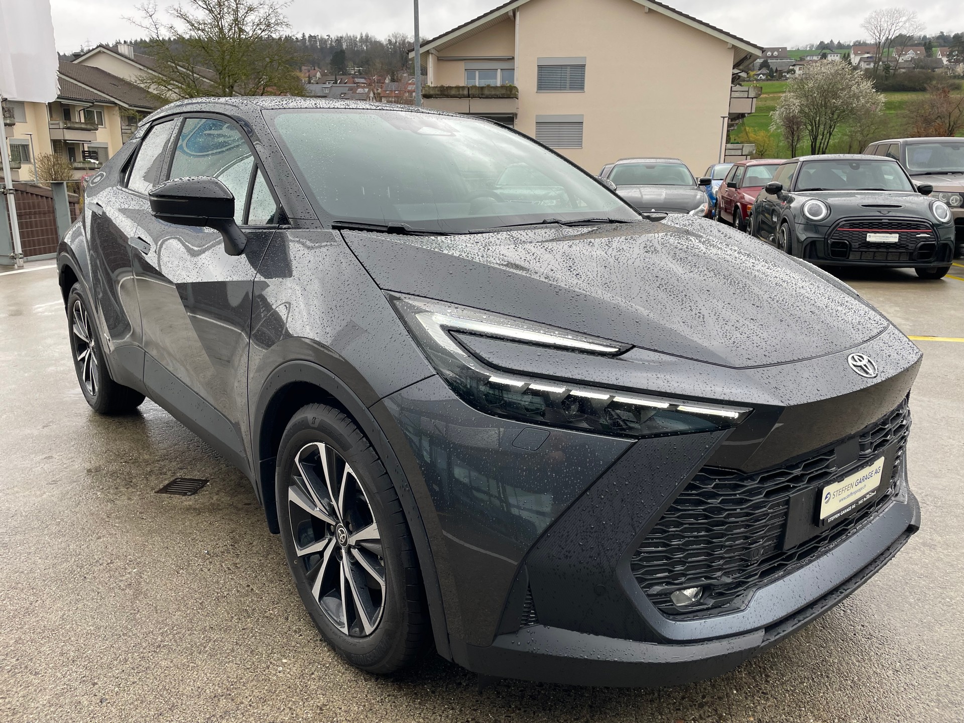 TOYOTA C-HR 2.0 HSD Style Pre4WD-showroom-element-2