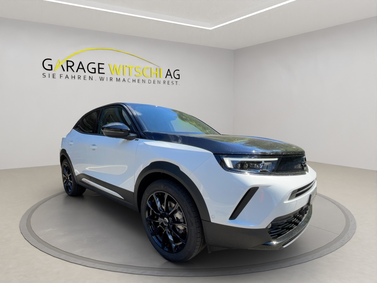 OPEL Mokka-e Team Suisse Edition-showroom-element-2