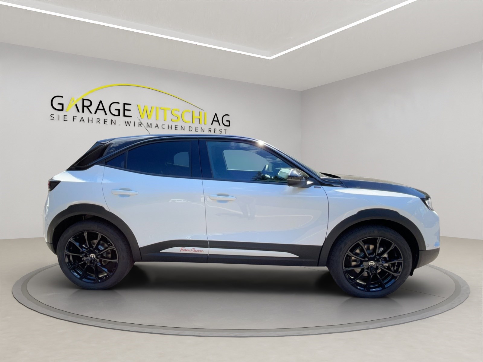 OPEL Mokka-e Team Suisse Edition-showroom-element-3