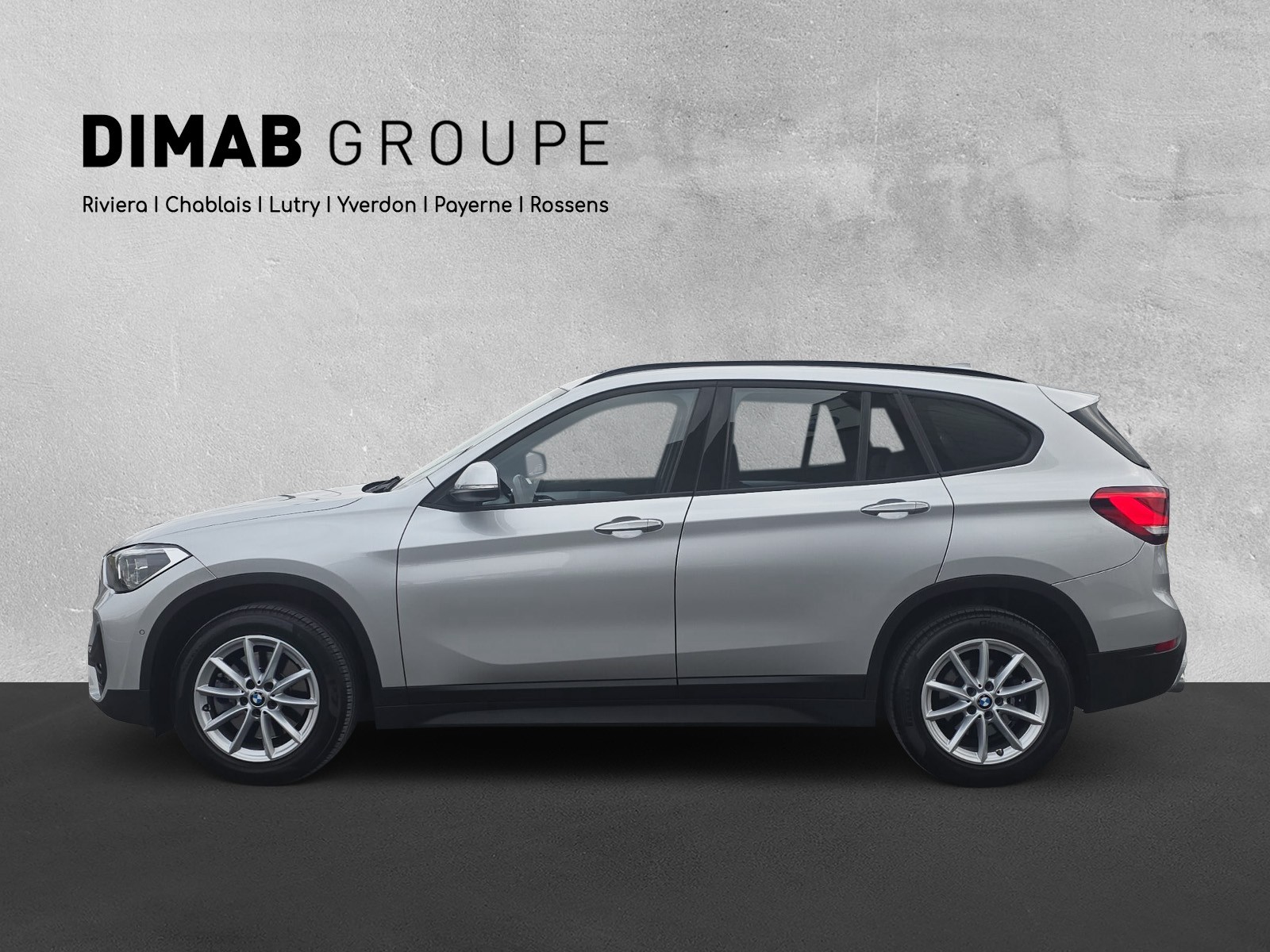 BMW X1 xDrive 20i Steptronic-showroom-element-1