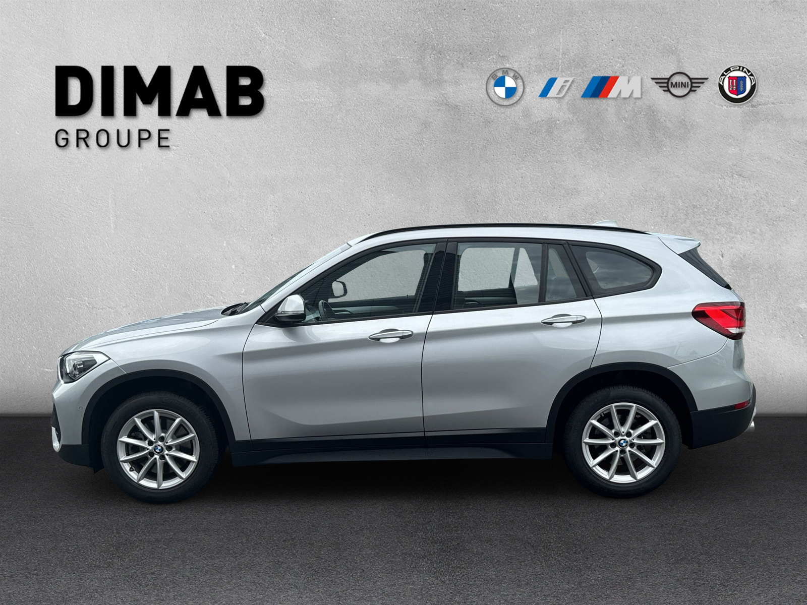 BMW X1 xDrive 20i Steptronic-image-1