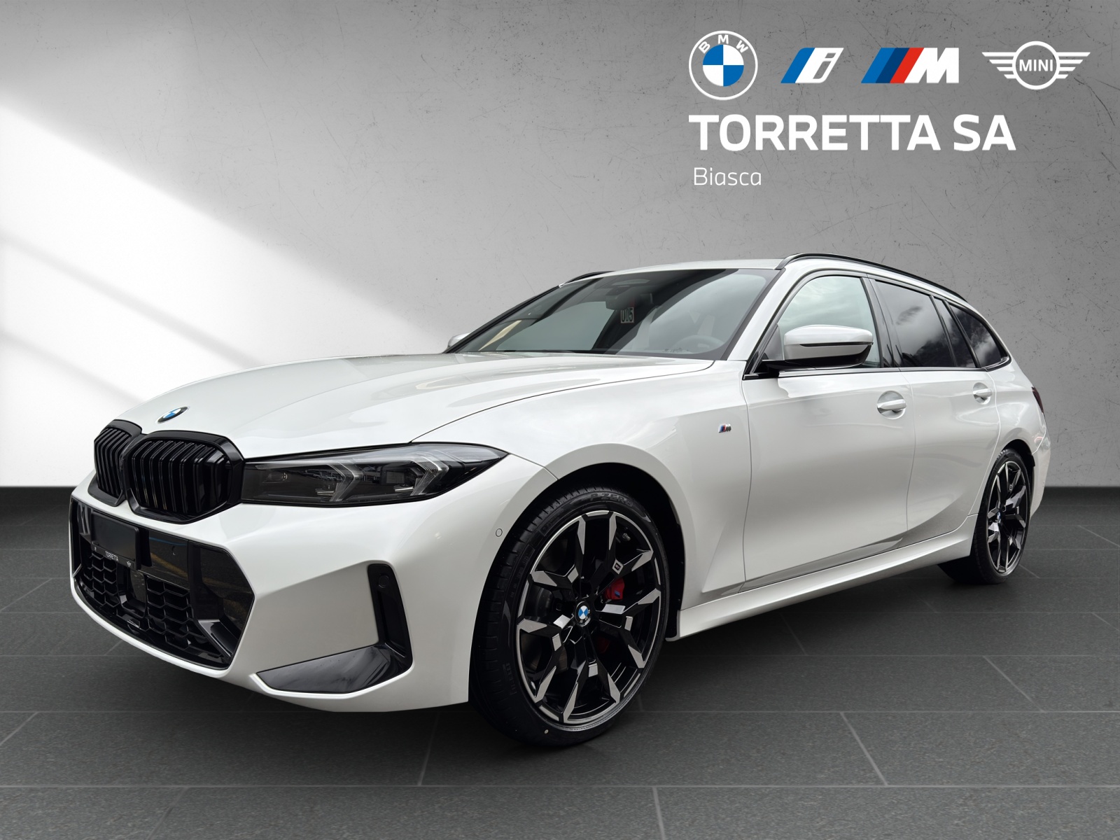 BMW 330i Touring xDrive Steptronic M Sport Pro