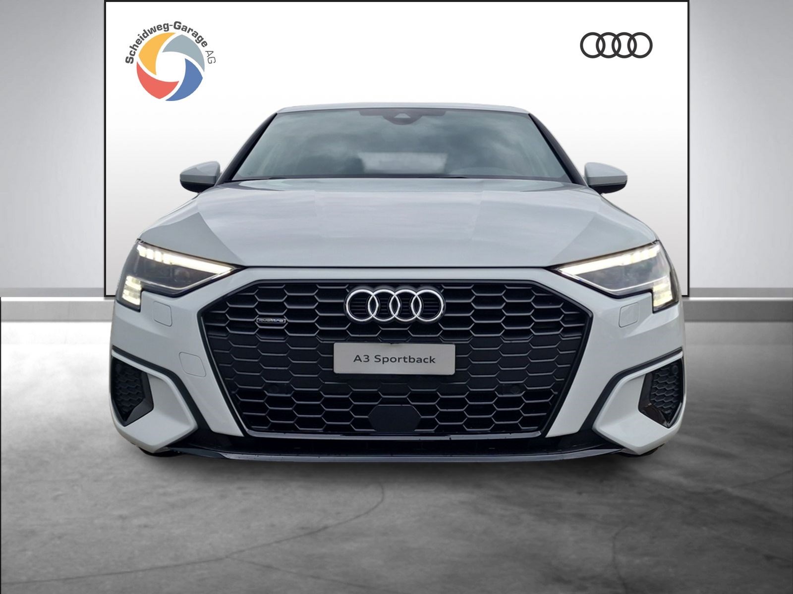 AUDI A3 Sportback 40 TFSI advanced quattro-showroom-element-1