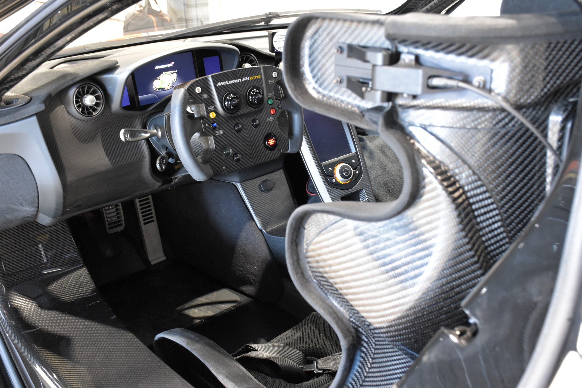 McLAREN P1™ GTR-image-12