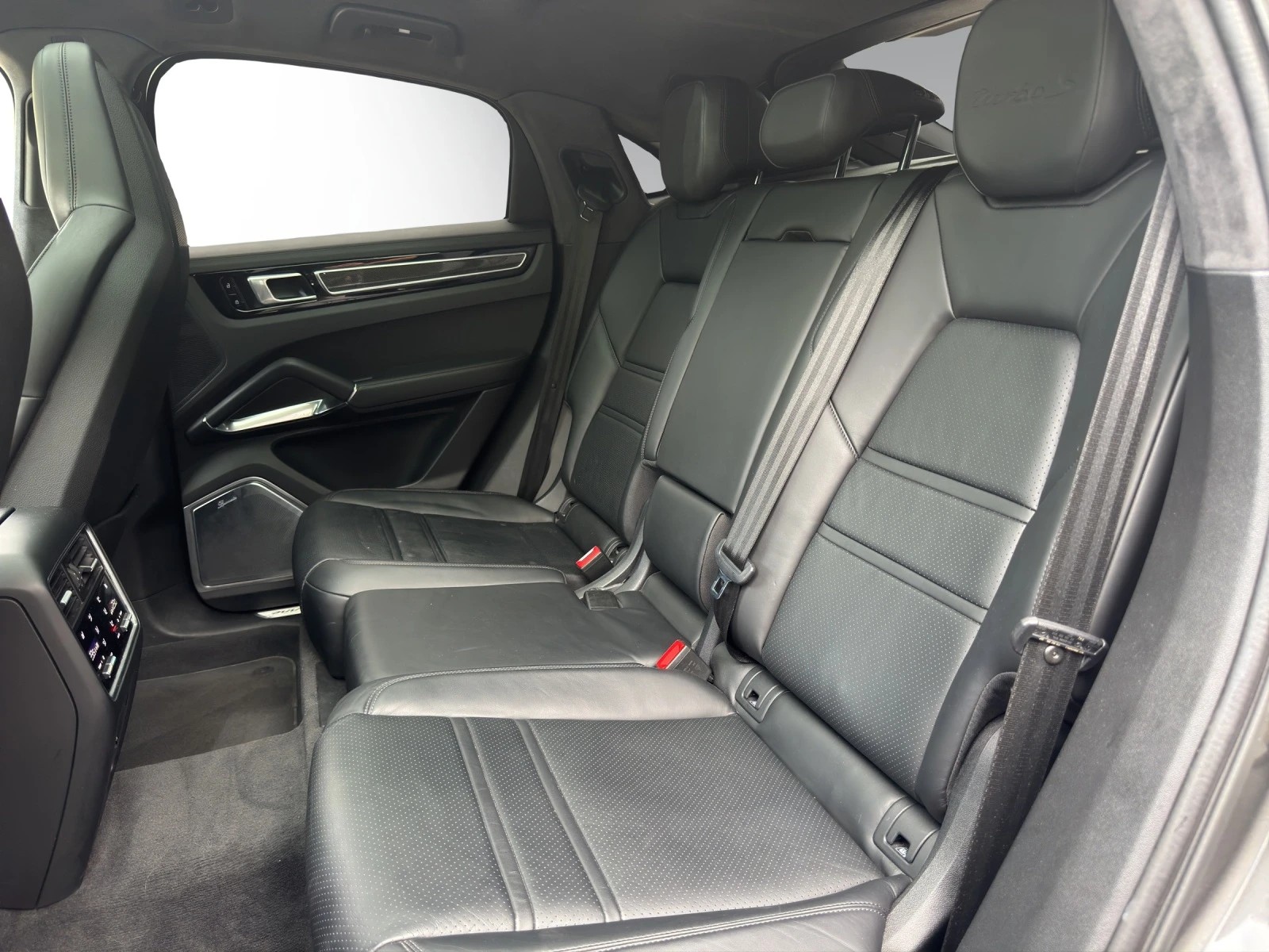 Image PORSCHE CAYENNE Cayenne Turbo Coupé S E-Hybrid