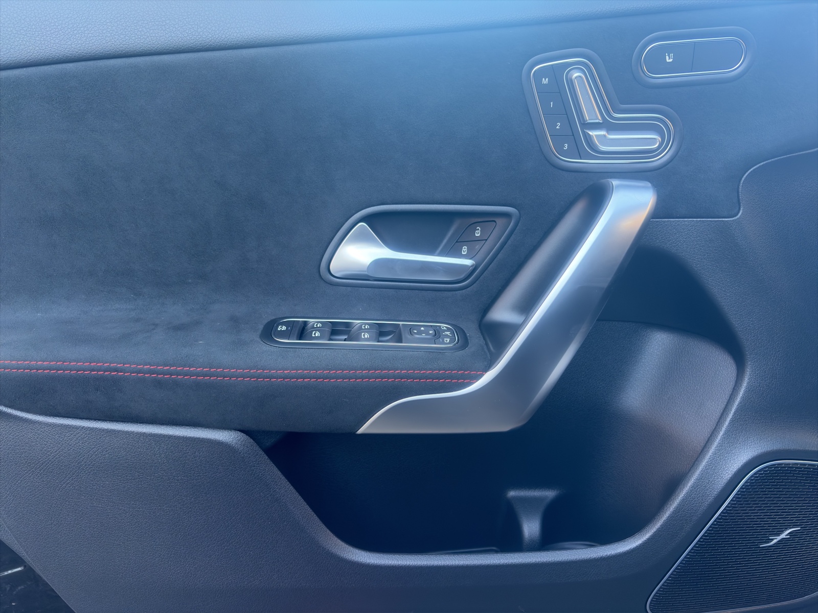 Image MERCEDES-BENZ A-220 A 220 4Matic 8G-DCT