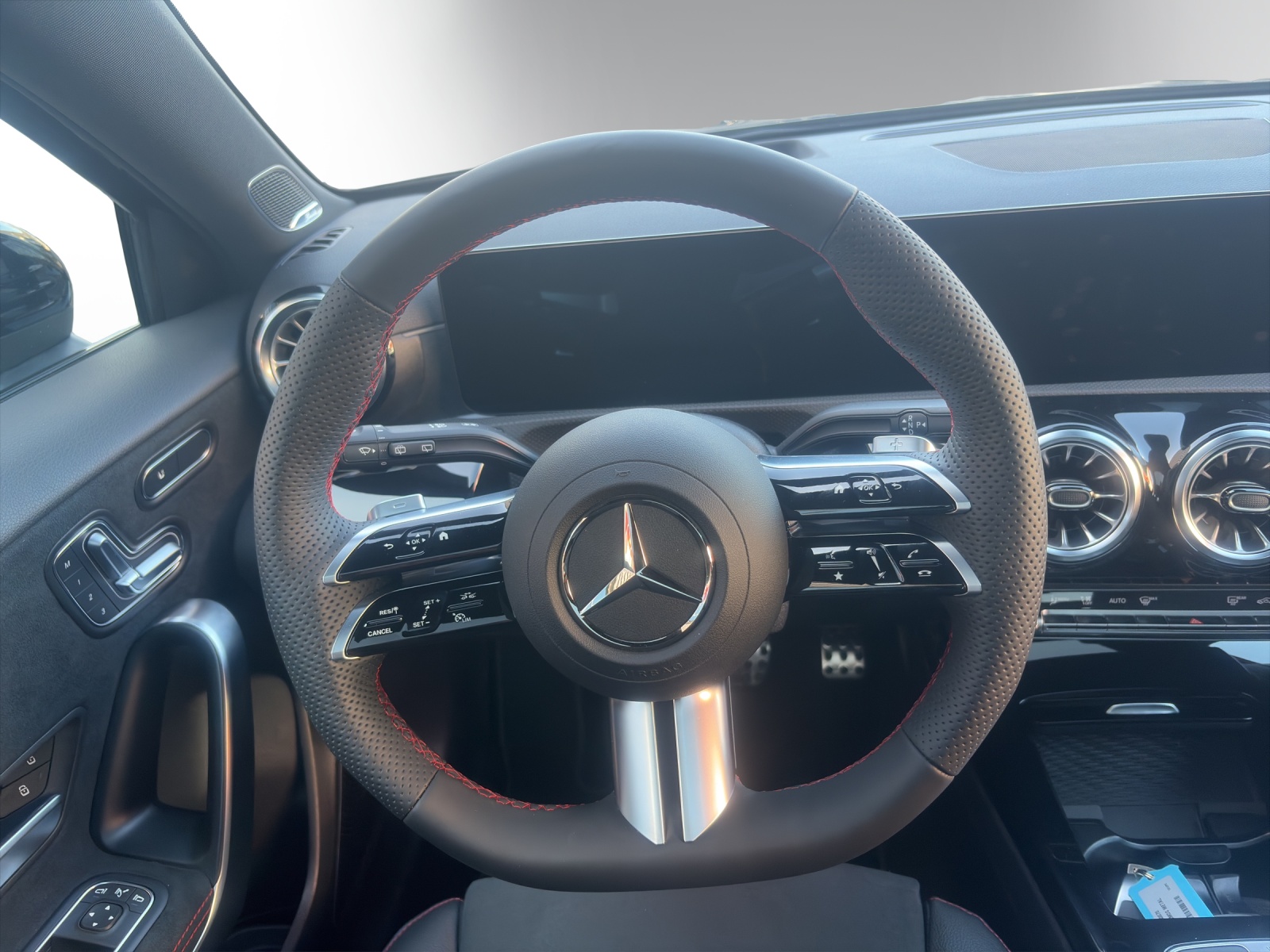 Image MERCEDES-BENZ A-220 A 220 4Matic 8G-DCT