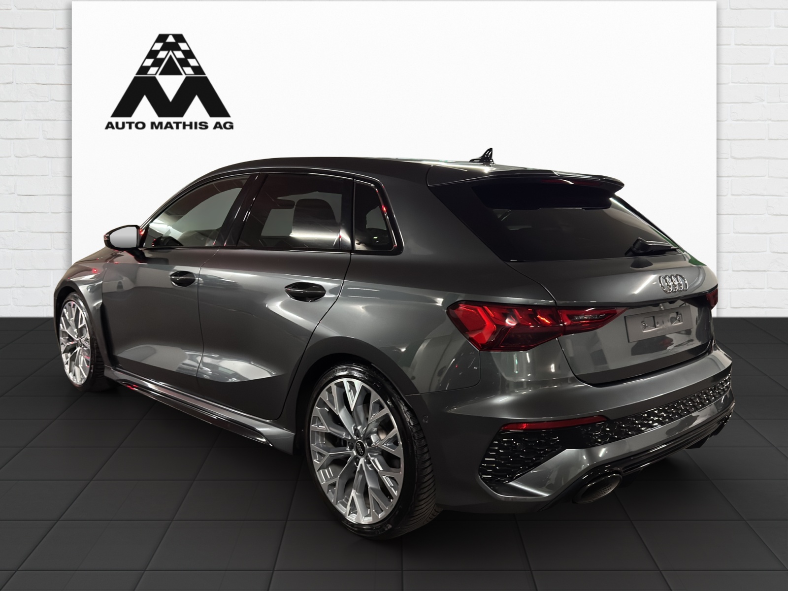 AUDI RS3 Sportback 2.5 TSI quattro-showroom-element-3