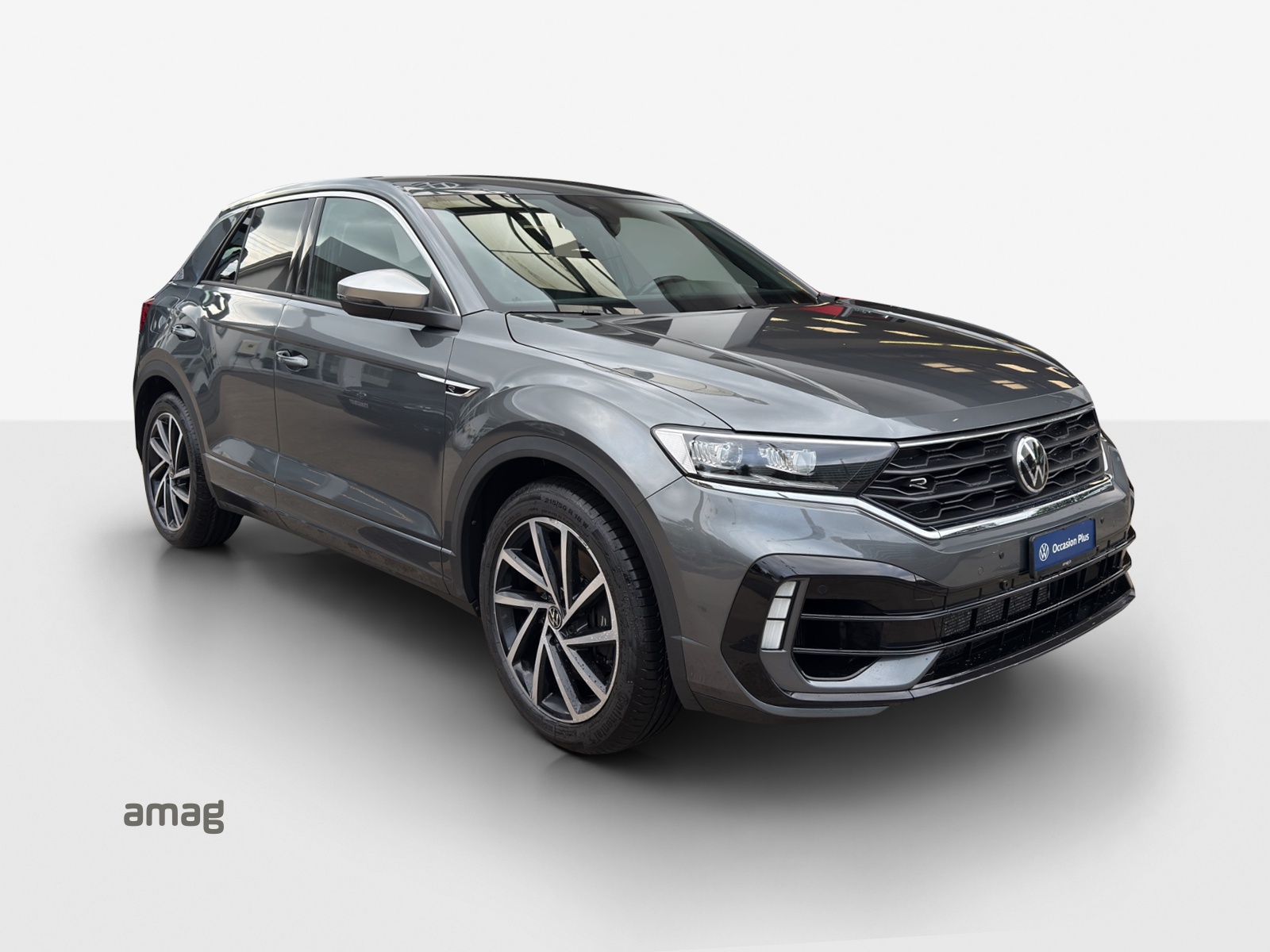 VW T-Roc 2.0 TSI R DSG 4Motion-image-5