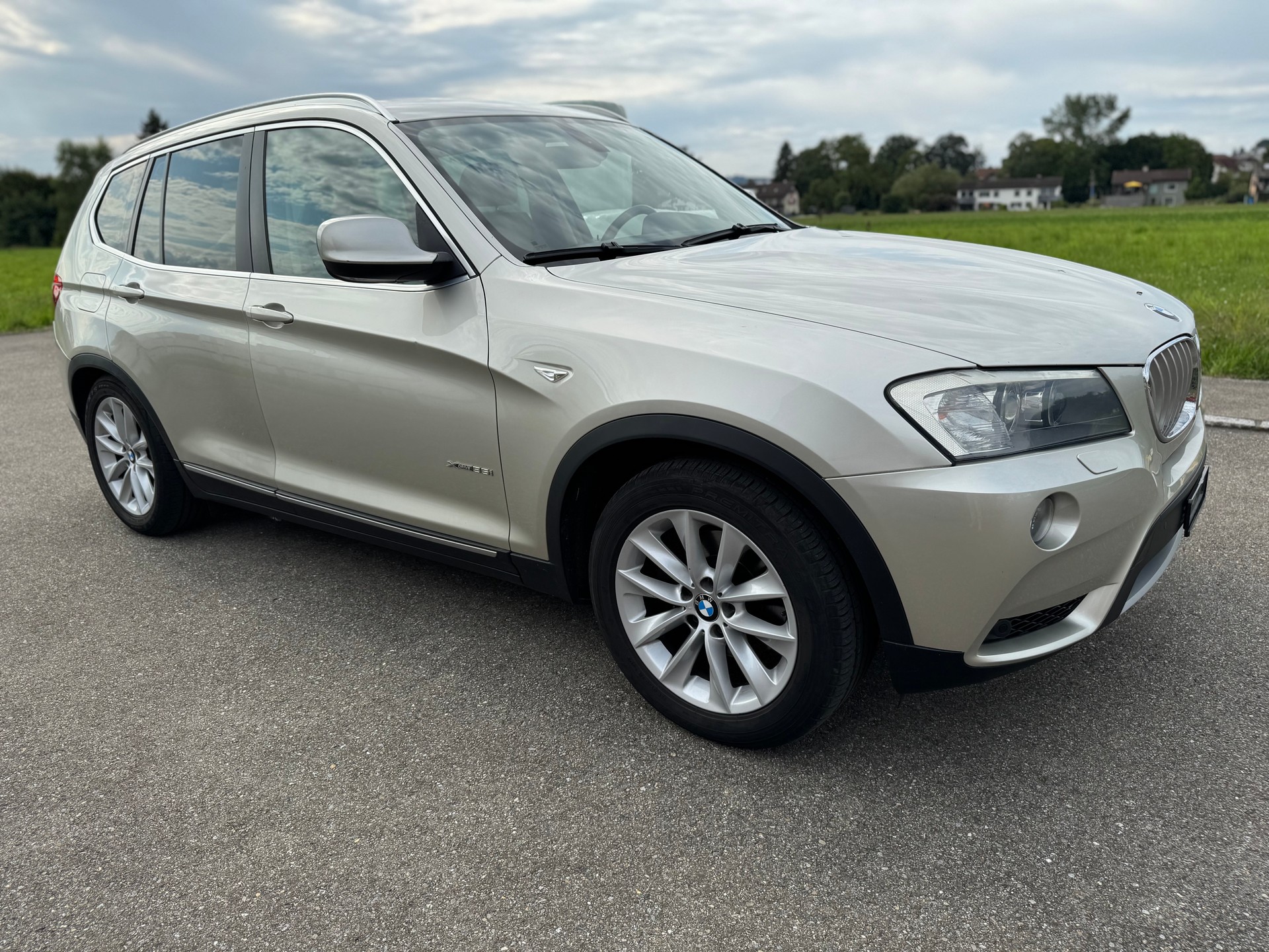 BMW X3 xDrive 35i Steptronic-showroom-element-2