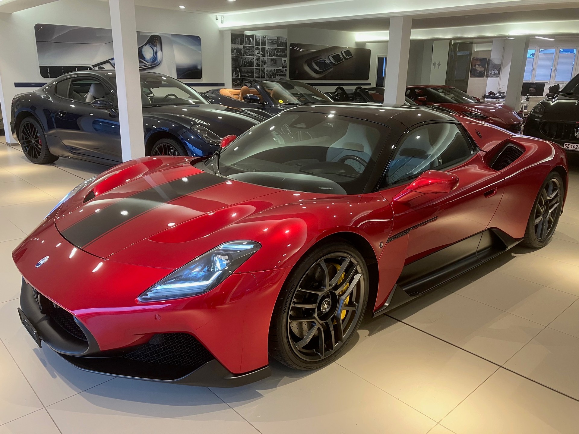 MASERATI MC 20 Cielo-showroom-element-3