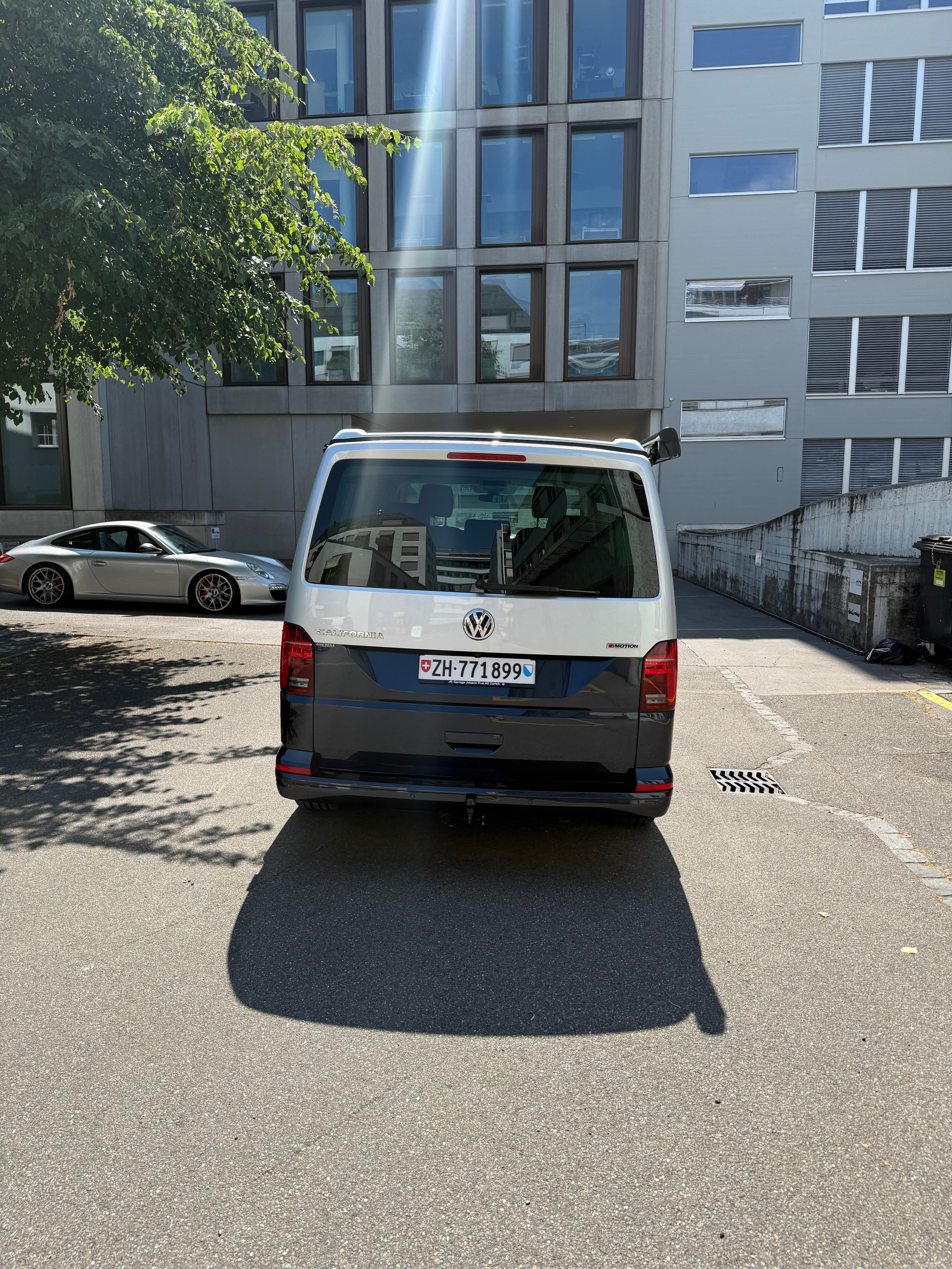 VW T6.1 2.0 Bi-TDI 4Motion DSG-image-1
