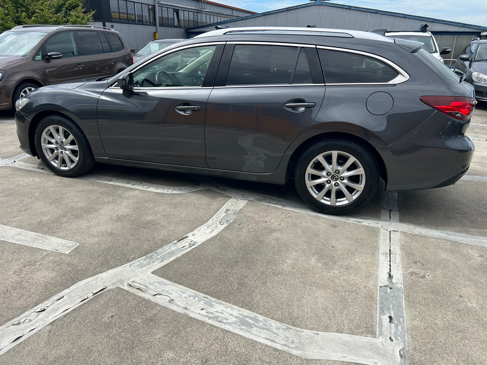 MAZDA 6 Sportwagon 2.2 D 16V Ambition Automatic-showroom-element-1