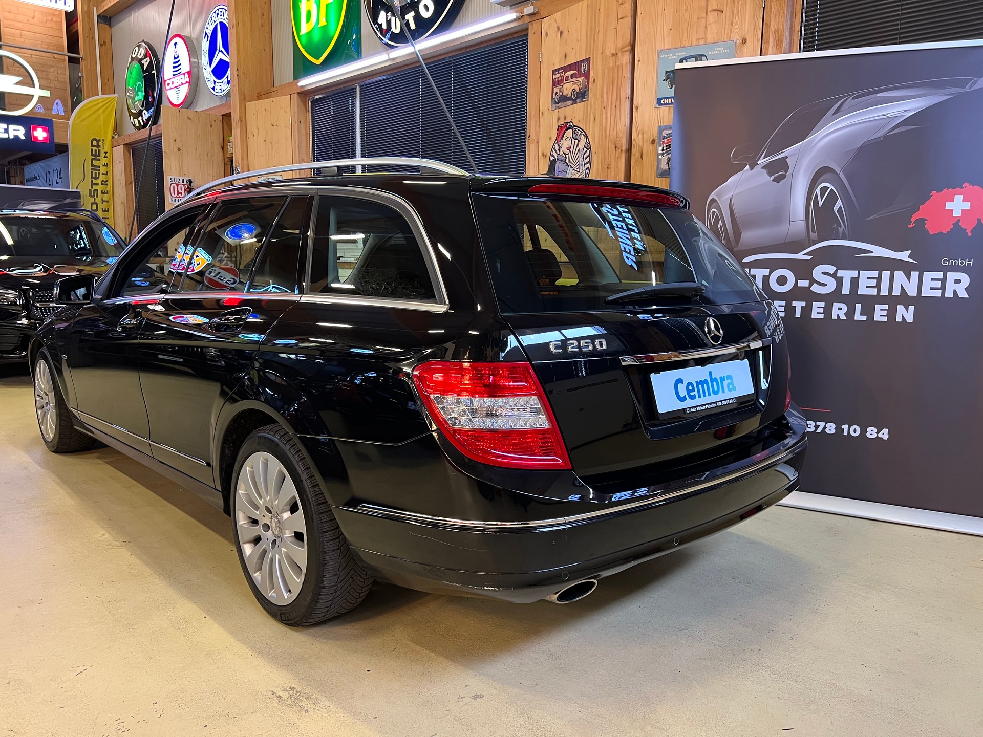 MERCEDES-BENZ MB C 250 CGI KOMBI AUTOMAT "AVANTGARDE" MIT VIEL ZUBEHÖR: LEDER SCHIEBEDACH NAVI AB MFK AB SERVICE.-showroom-element-2