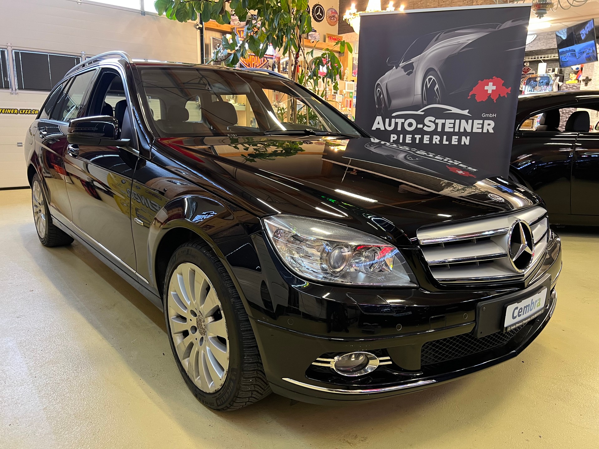 MERCEDES-BENZ MB C 250 CGI KOMBI AUTOMAT "AVANTGARDE" MIT VIEL ZUBEHÖR: LEDER SCHIEBEDACH NAVI AB MFK AB SERVICE.-showroom-element-1