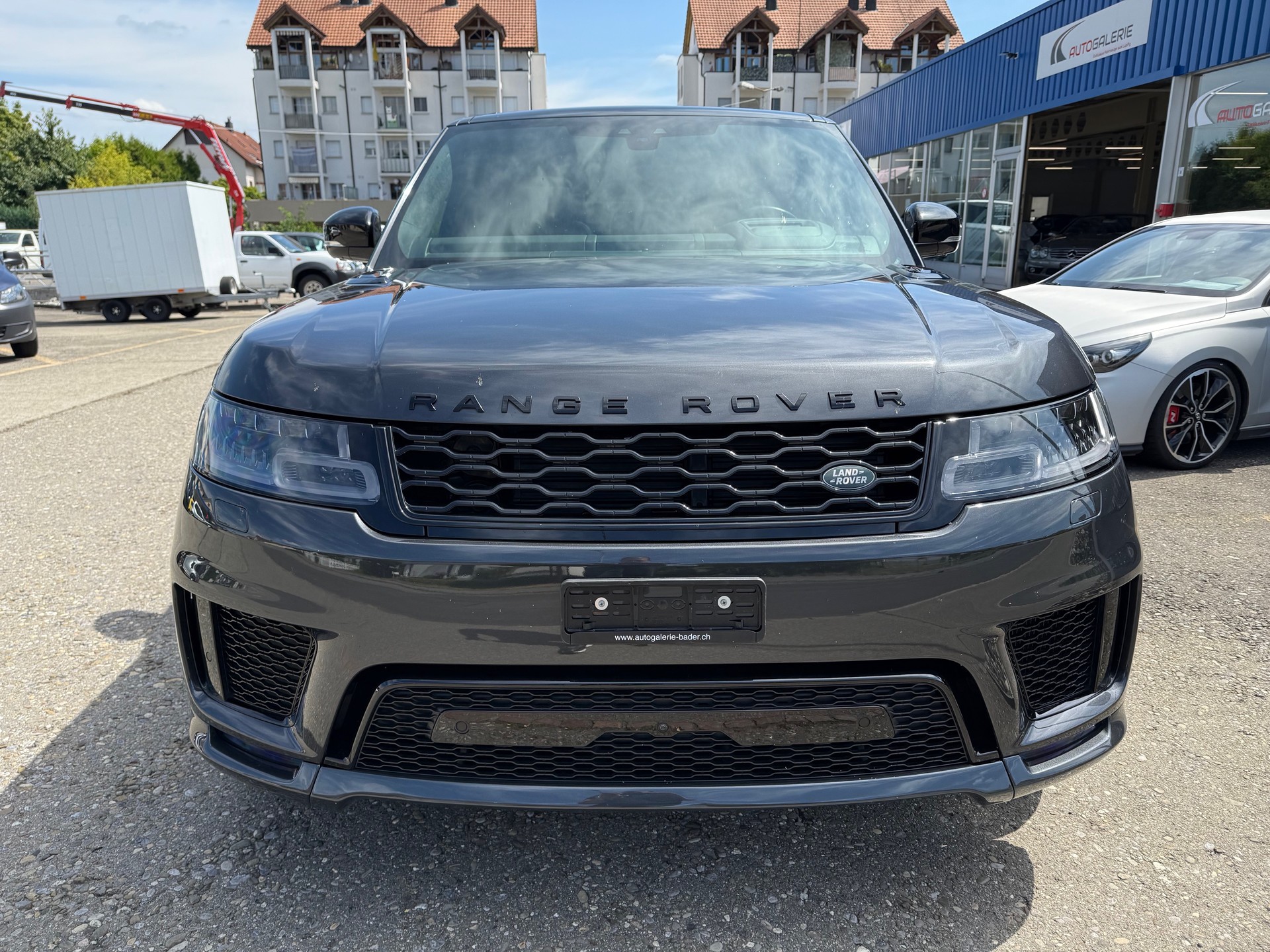 LAND ROVER Range Rover Sport D300 3.0D HSE *Autobiography*-showroom-element-1