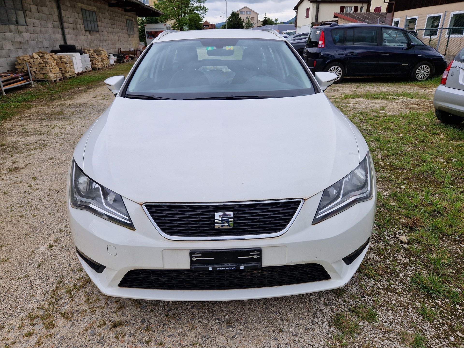SEAT LEON ST 1.6 TDI STYLE 4DRIVE-showroom-element-1