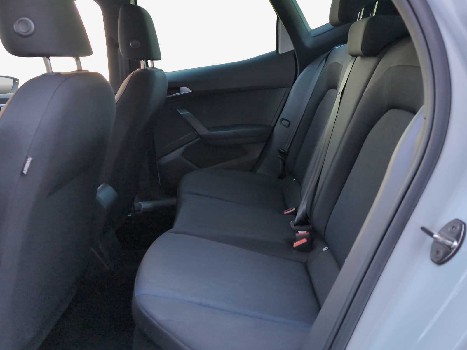 SEAT Arona 1.5 Eco TSI FR DSG-image-11