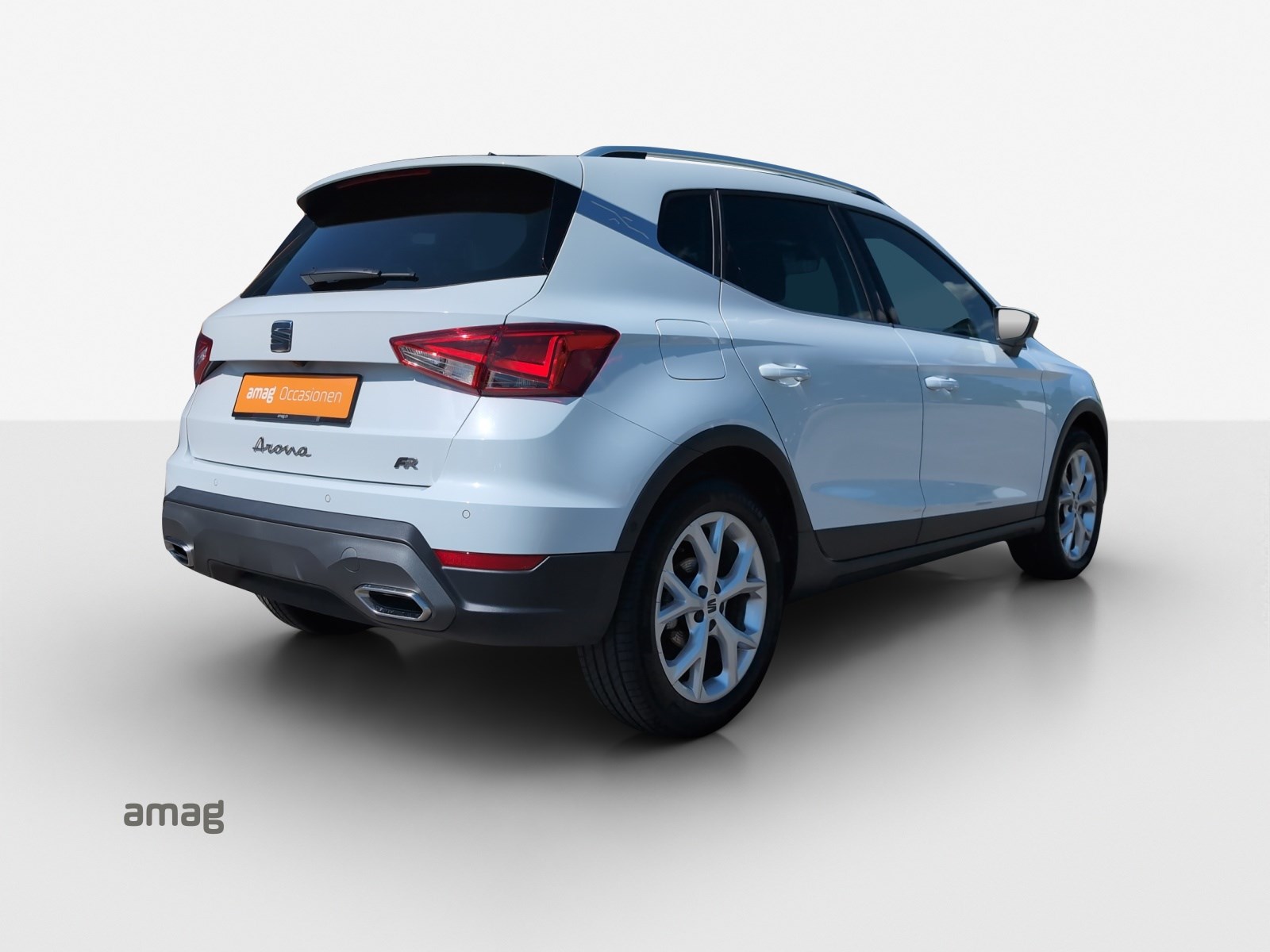 SEAT Arona 1.5 Eco TSI FR DSG-image-4