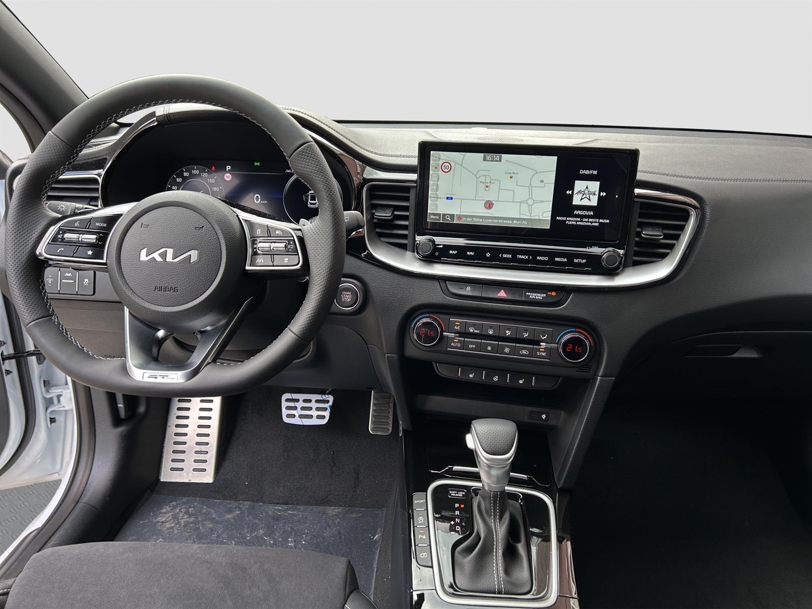 KIA Ceed 1.5 T-GDi GT-Line Edition-image-8