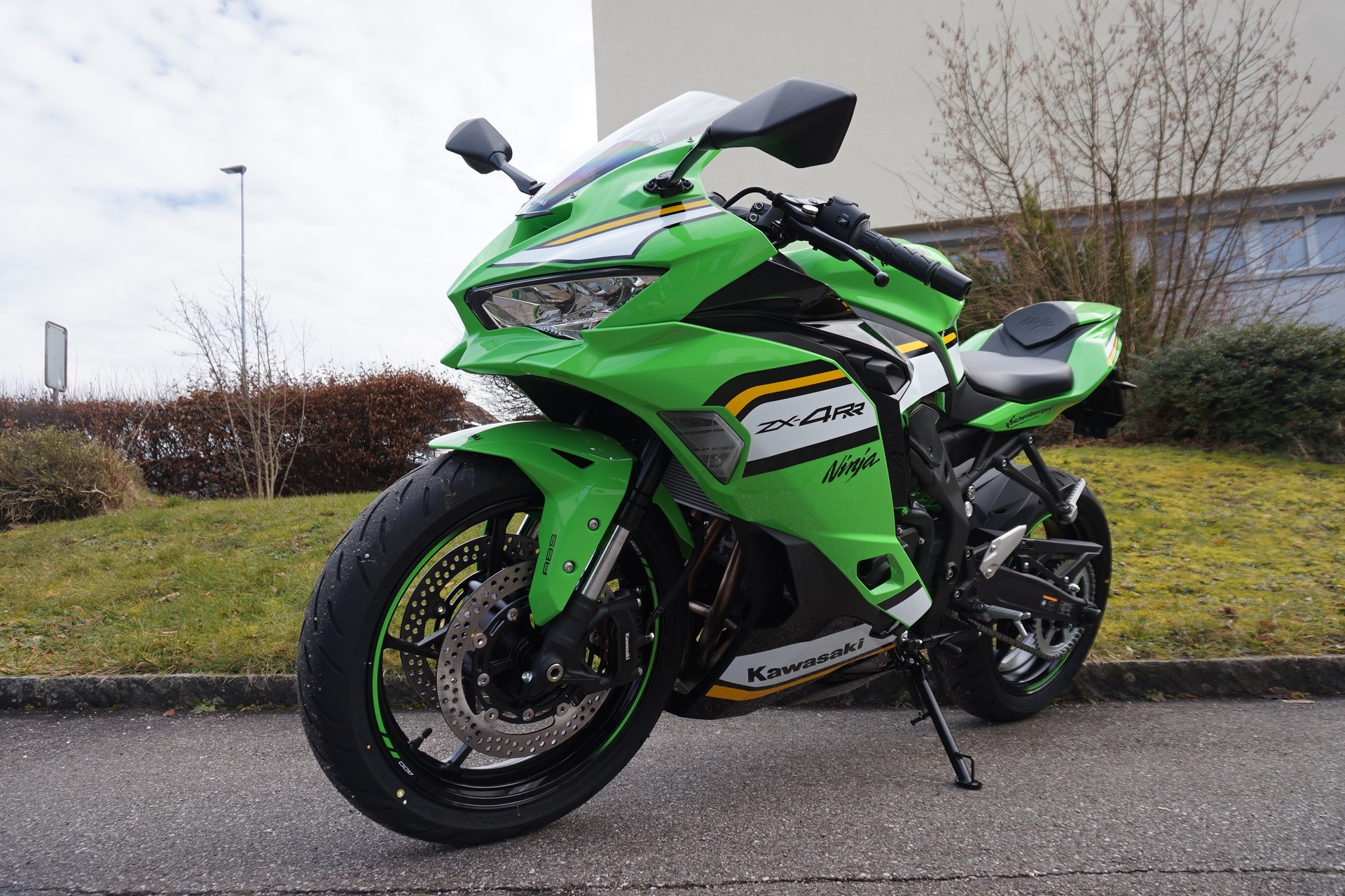 KAWASAKI Ninja ZX-4RR ABS KRT Edition Performance (57kW/35kW) mit