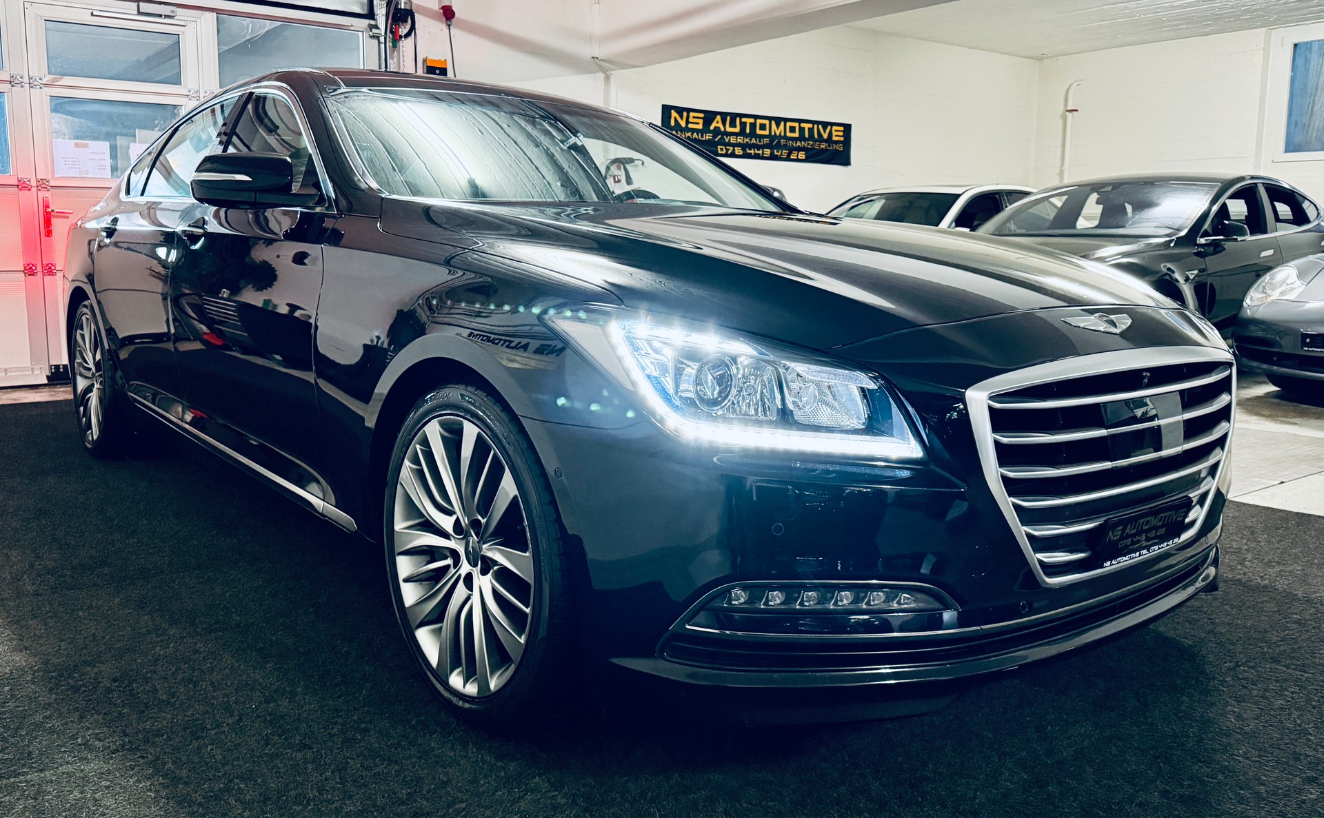 HYUNDAI Genesis Limousine 3.8 V6 Automatic 4WD-showroom-element-2
