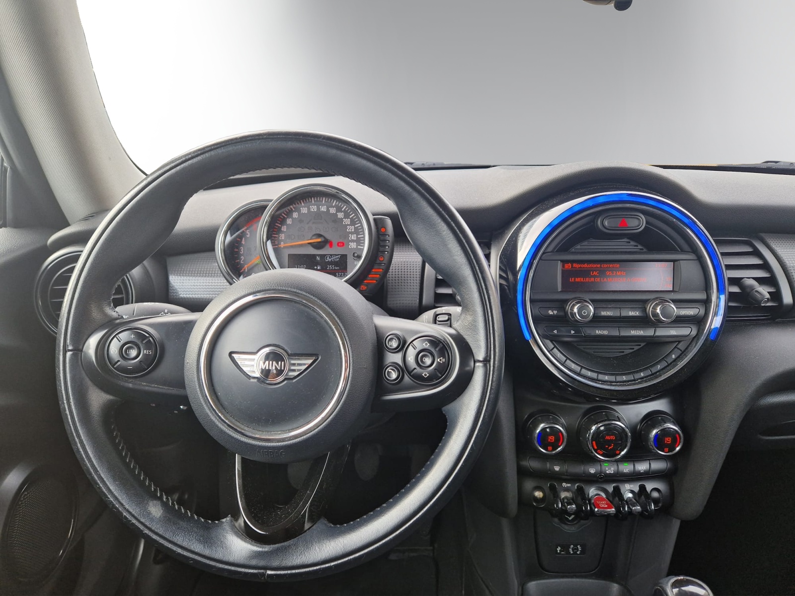 Image MINI COOPER Cooper D