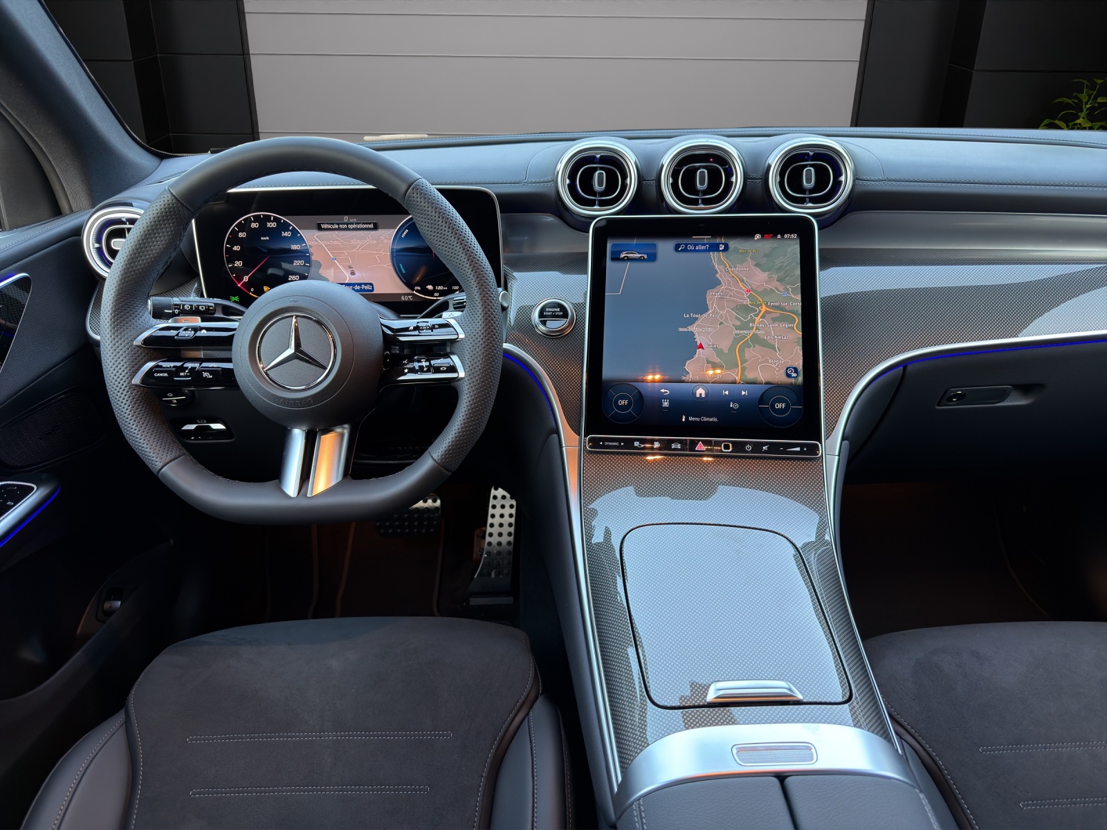 Image MERCEDES-BENZ GLC-300 GLC 300 e 4Matic 9G-Tronic