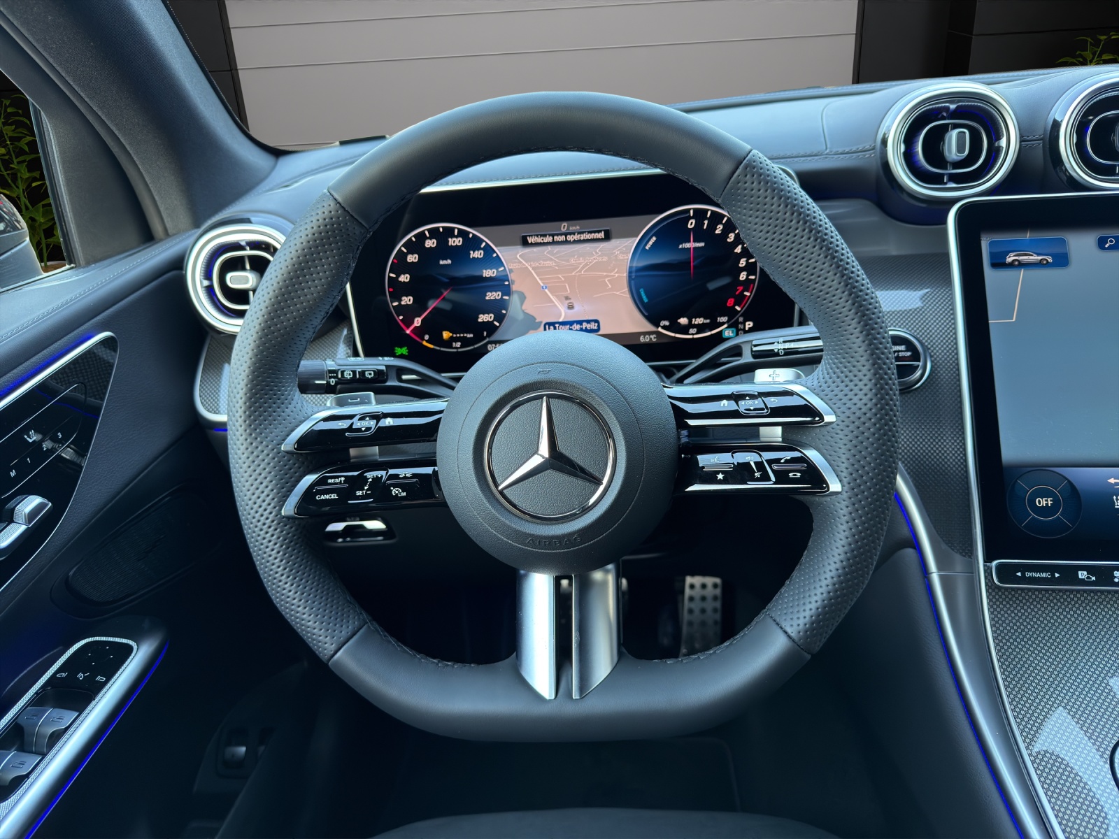 Image MERCEDES-BENZ GLC-300 GLC 300 e 4Matic 9G-Tronic