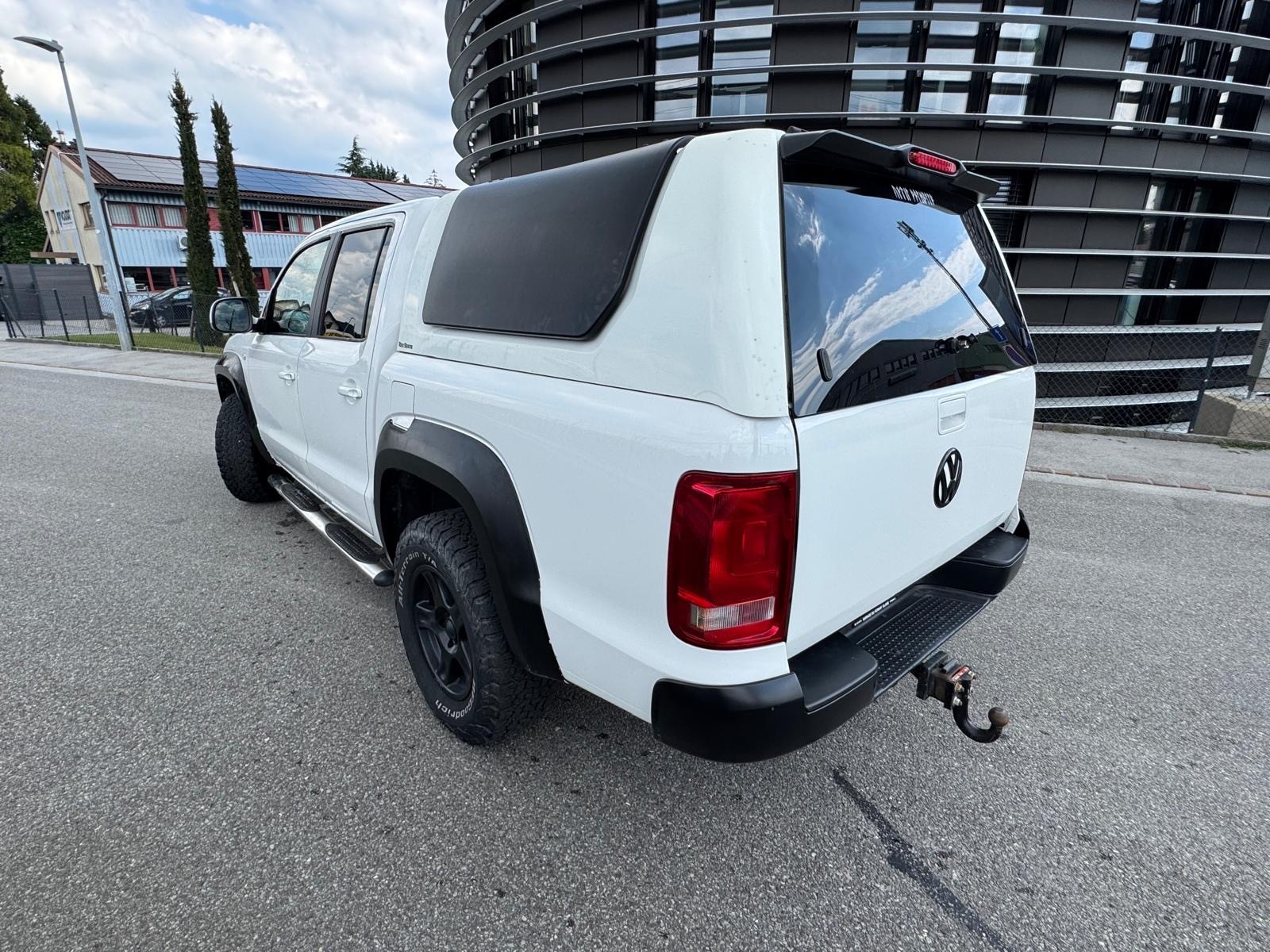 VW Amarok 2.0 BiTDI Trendline 4Motion permanent-showroom-element-3