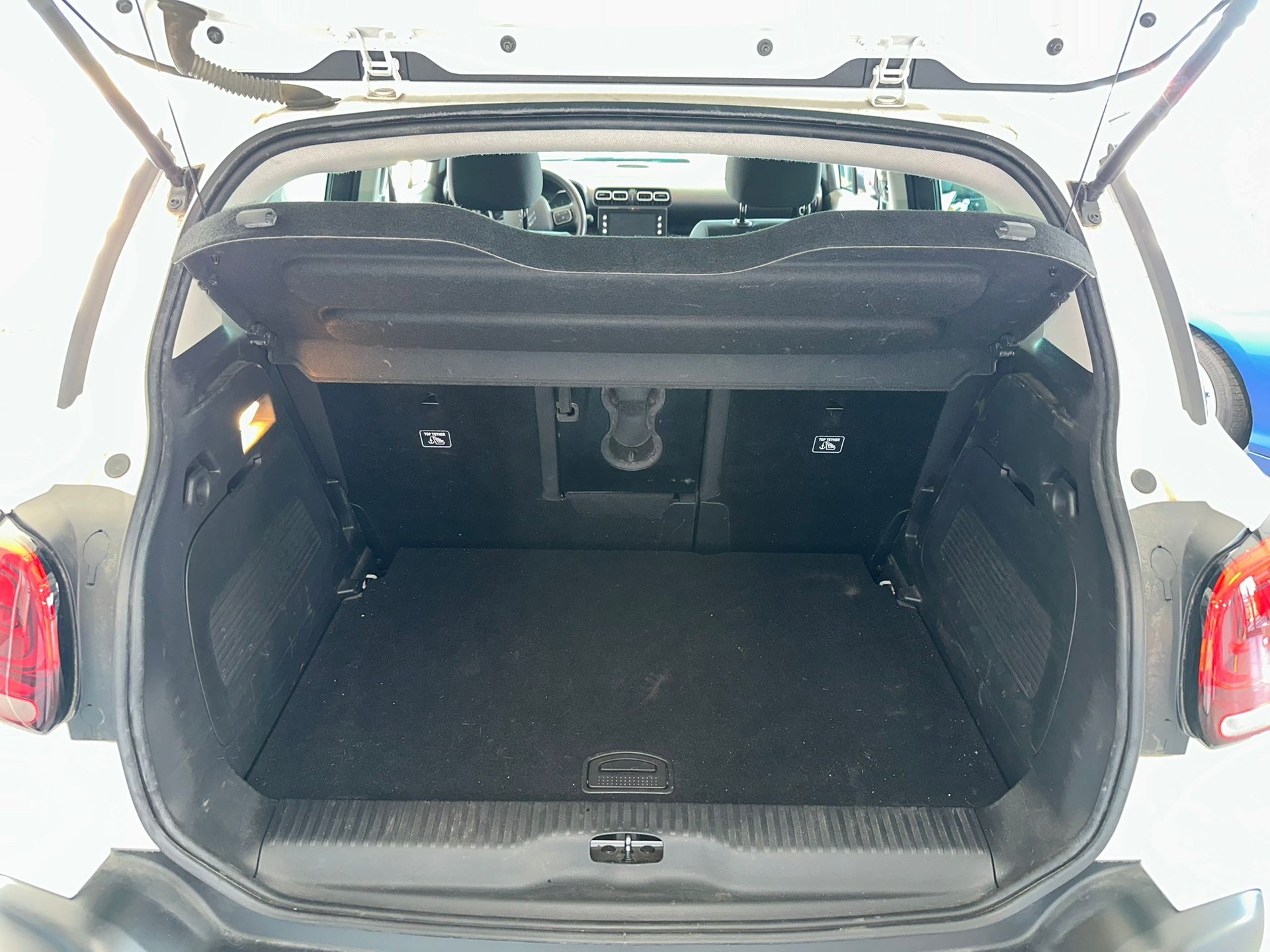 CITROEN C3 Aircross 1.2i PureTech Shine-showroom-element-2