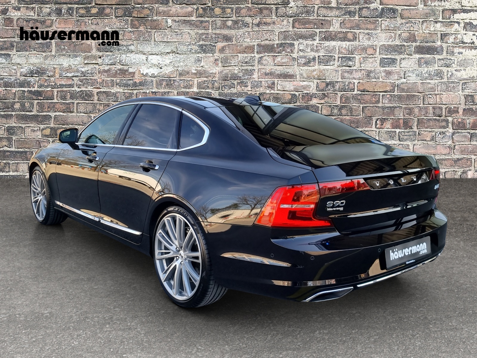VOLVO S90 2.0 D5 Inscription AWD-showroom-element-3