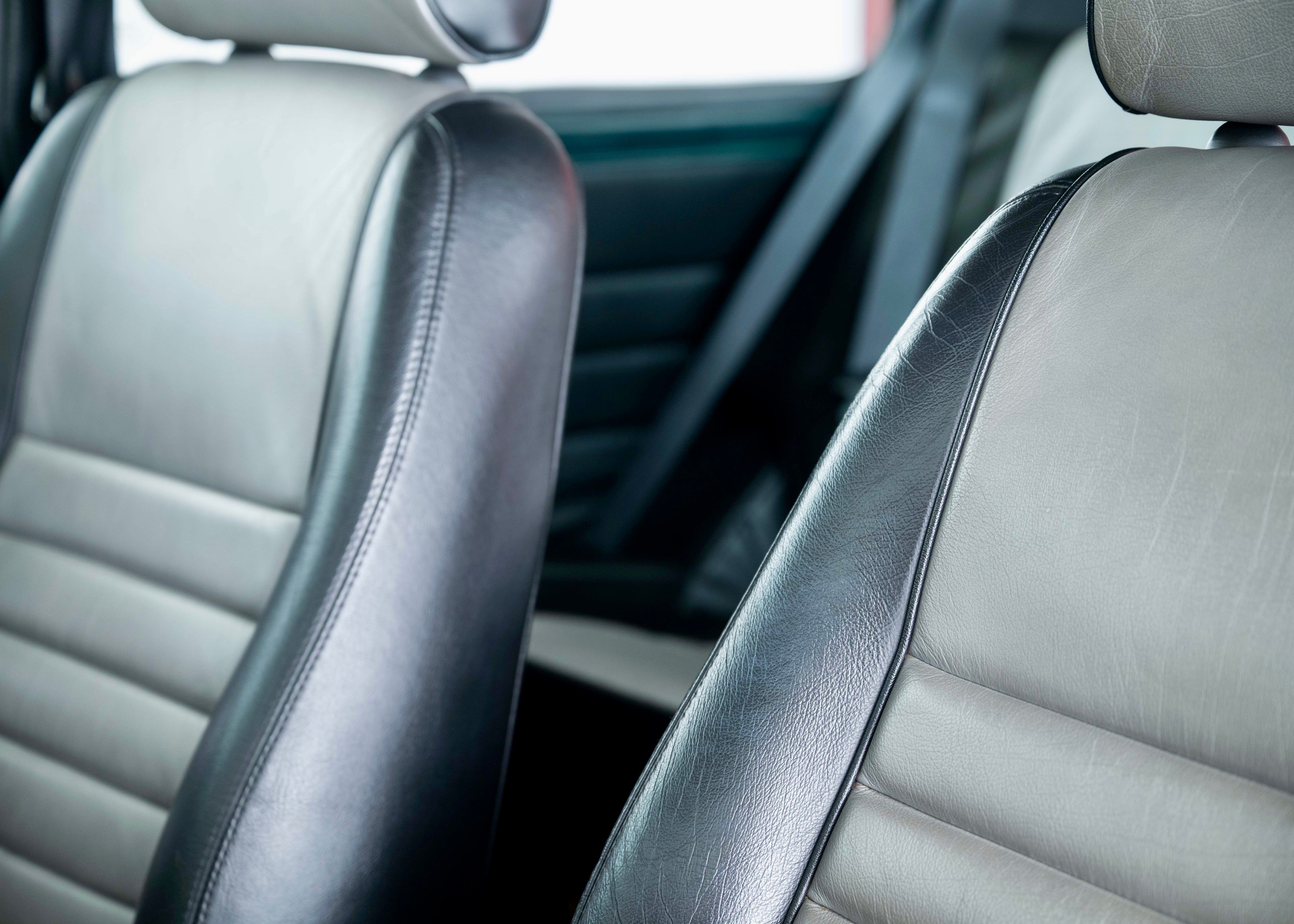 Image MINI MINI 1.3i Cooper Sport (100% original, Limited Edition, 1 of 704)