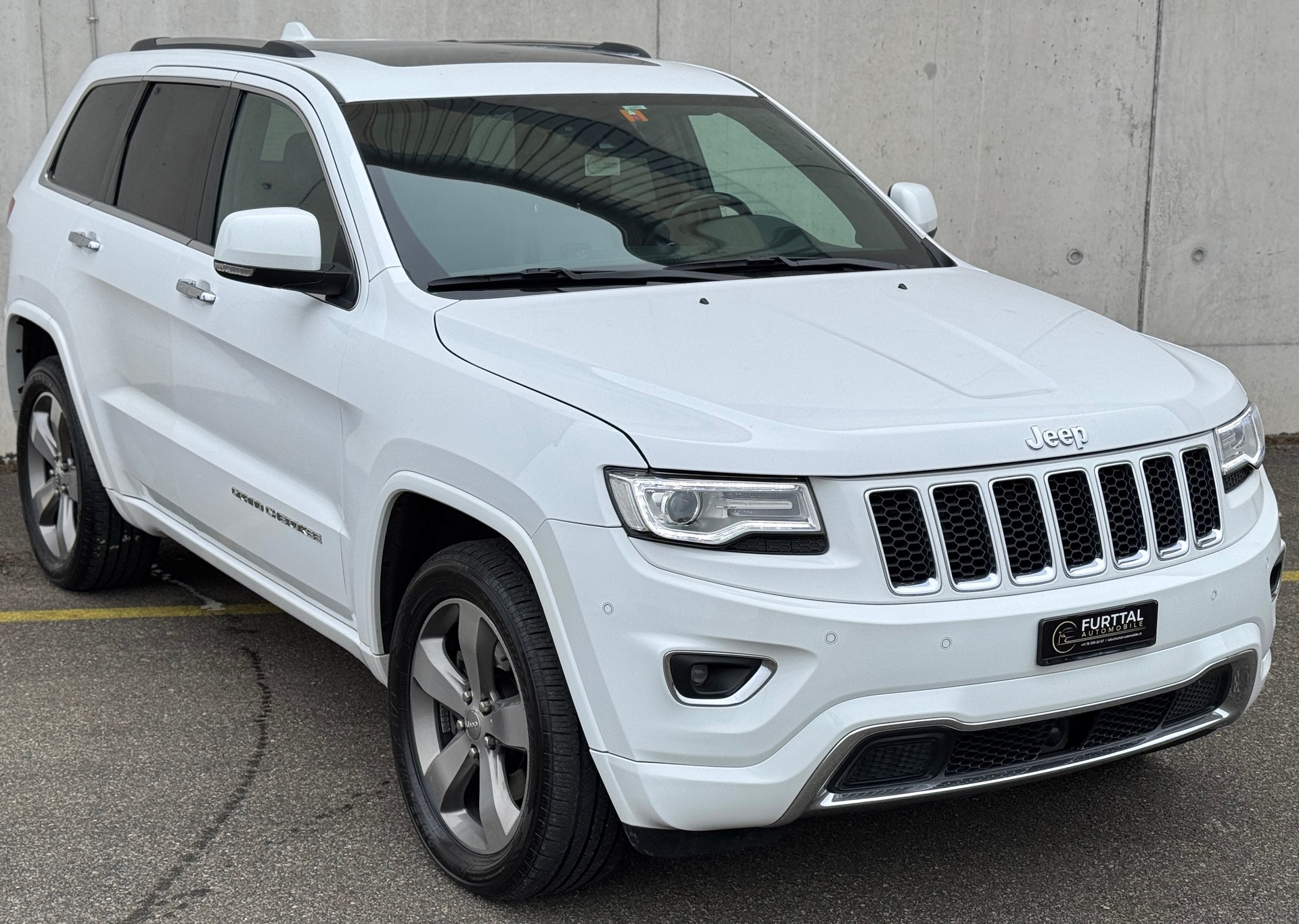 JEEP Grand Cherokee 3.0 CRD Overland Automatic-showroom-element-3