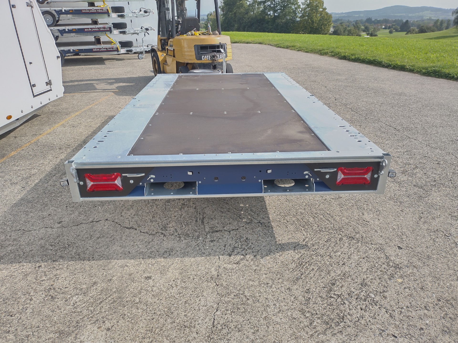 BRIAN JAMES TRAILERS Connect 3.60x2.00-image-1