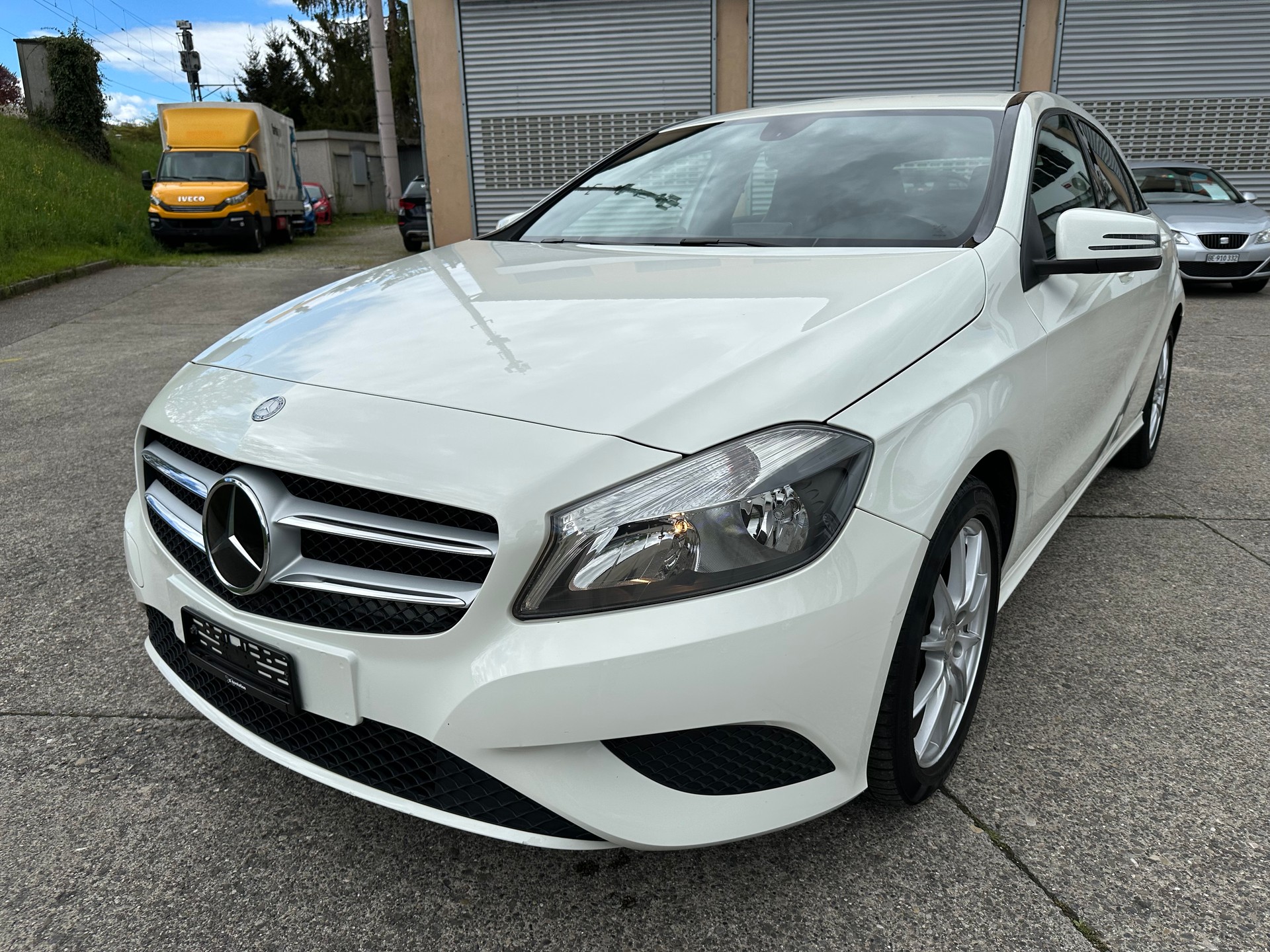 MERCEDES-BENZ A 180 Urban 7G-DCT