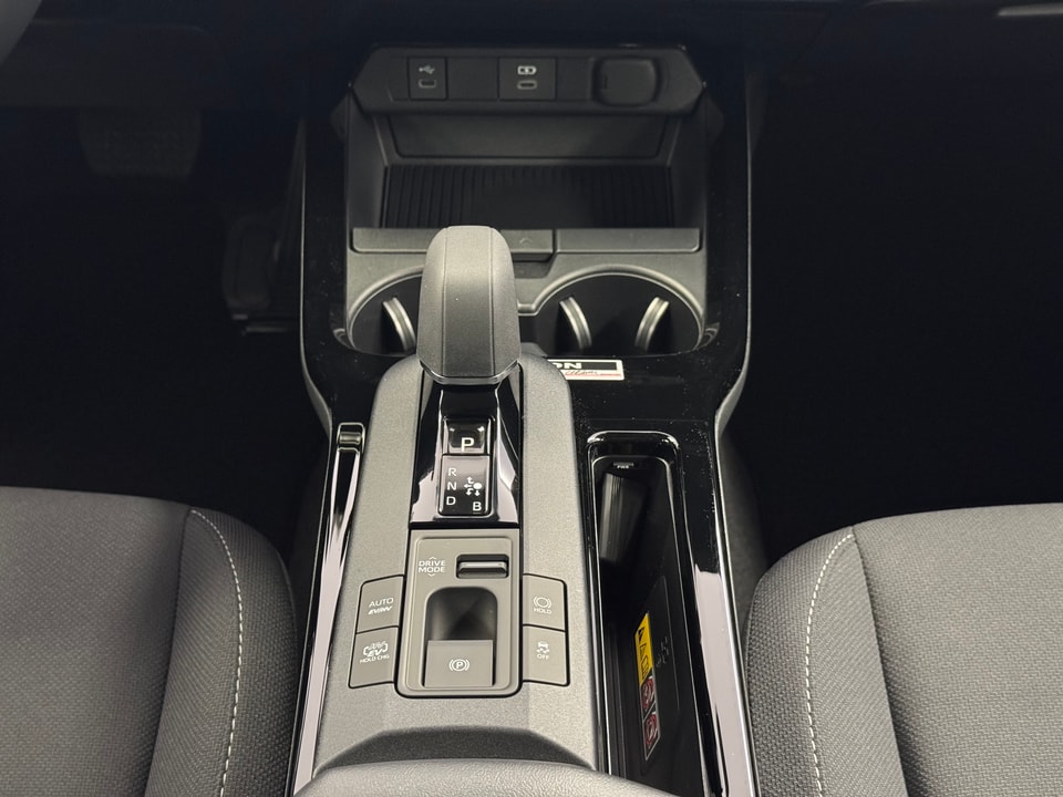 Prius Plug-in Hybrid 2.0 Style Drift Force Edition